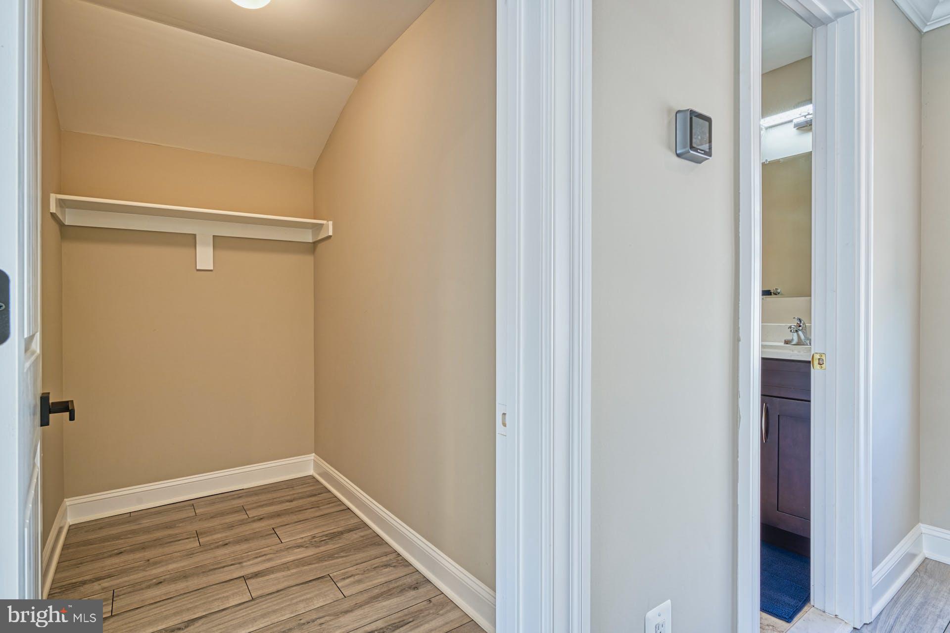 1600 GREAT FALLS STREET