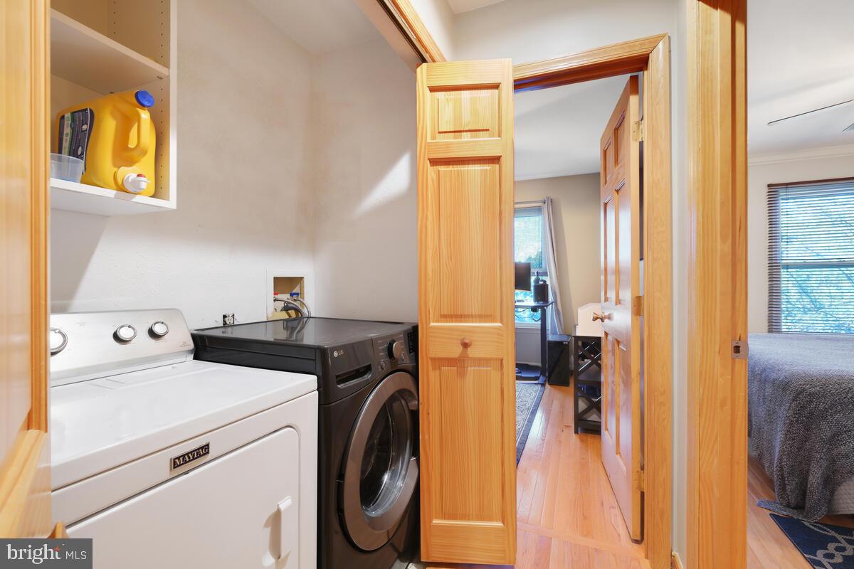 9207 ROBIN LYNN COURT