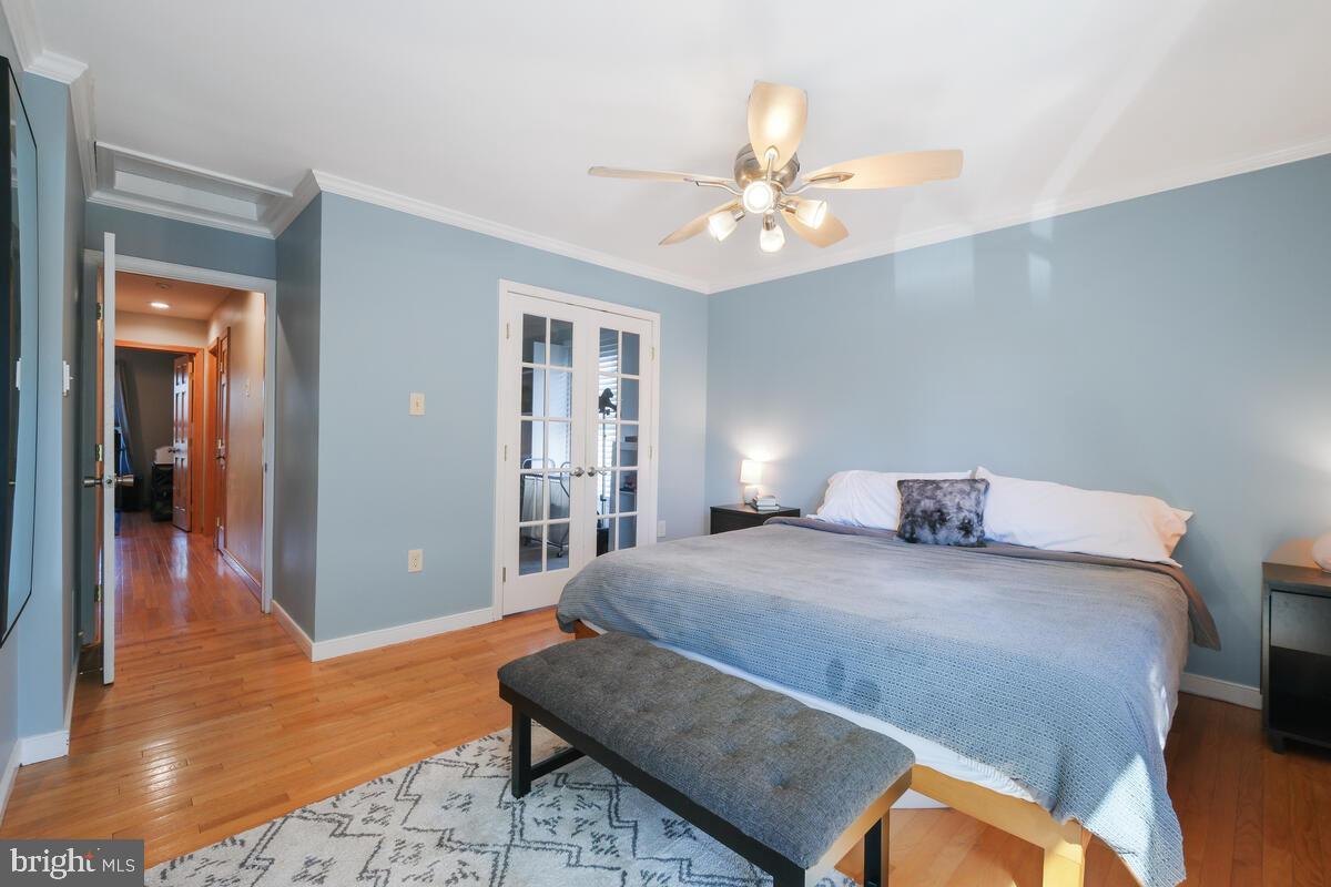 9207 ROBIN LYNN COURT