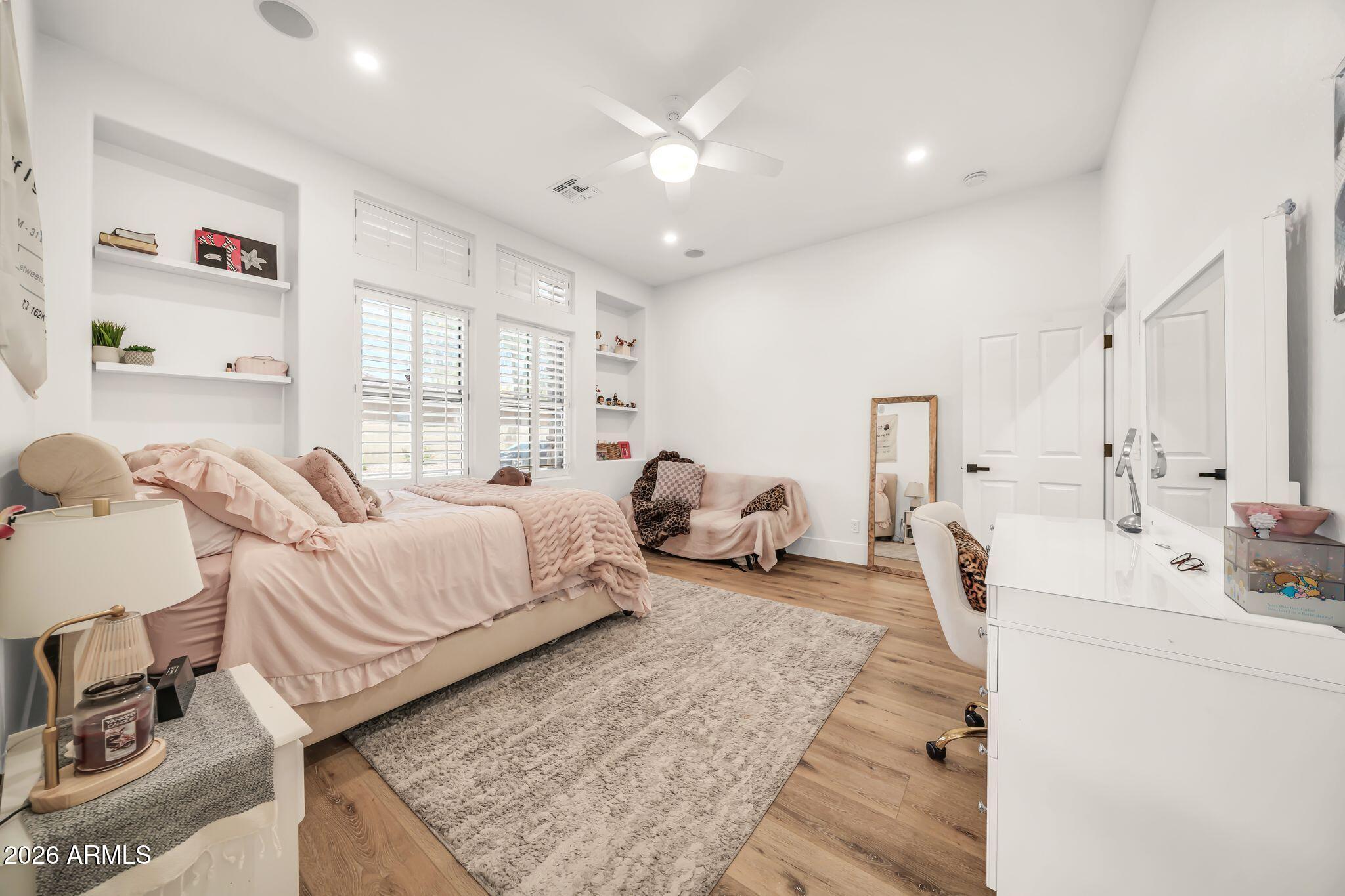 39721 N MAJESTY Trail