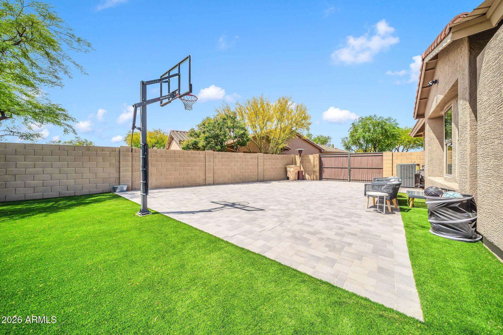 39721 N MAJESTY Trail