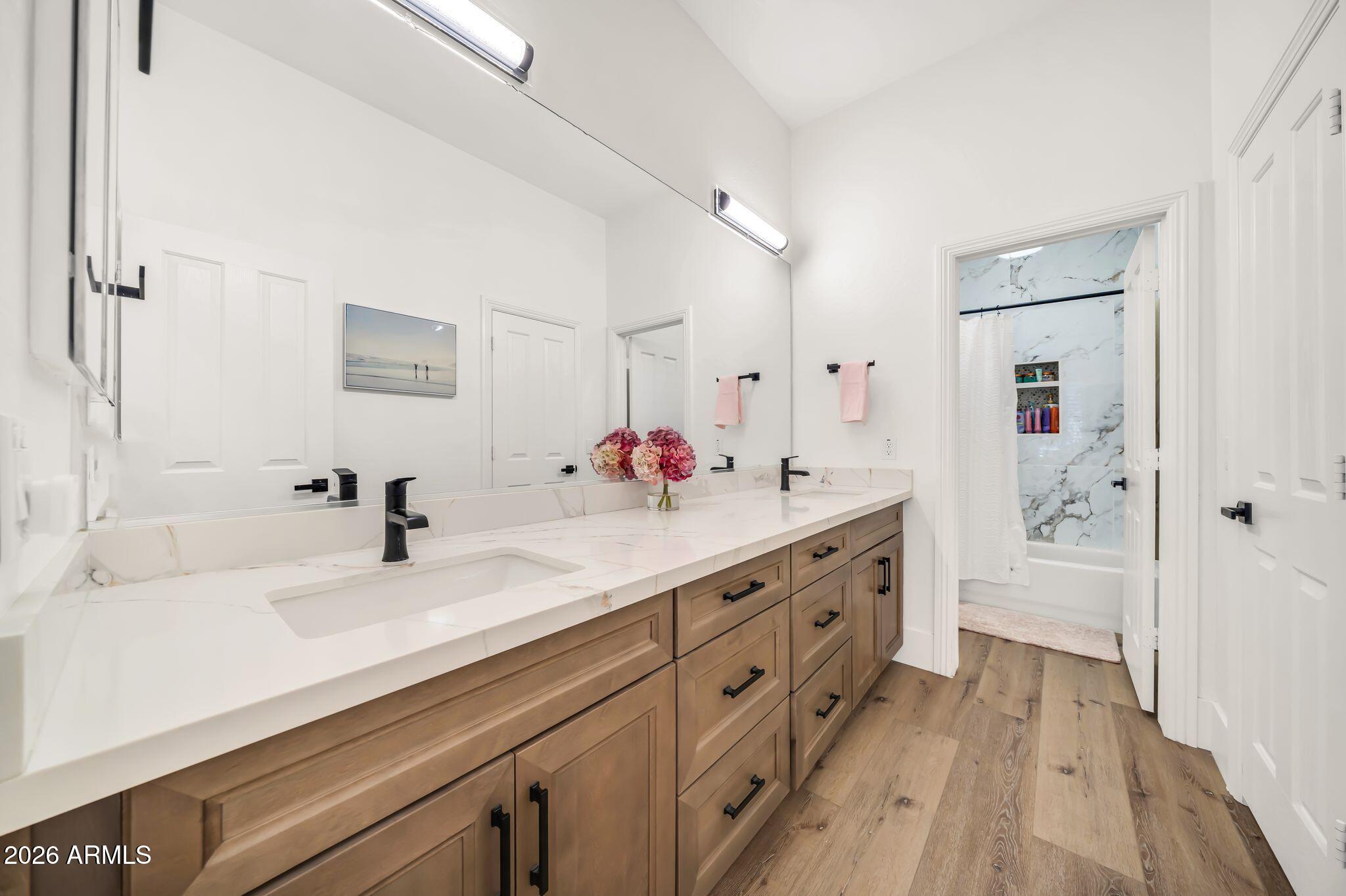 39721 N MAJESTY Trail