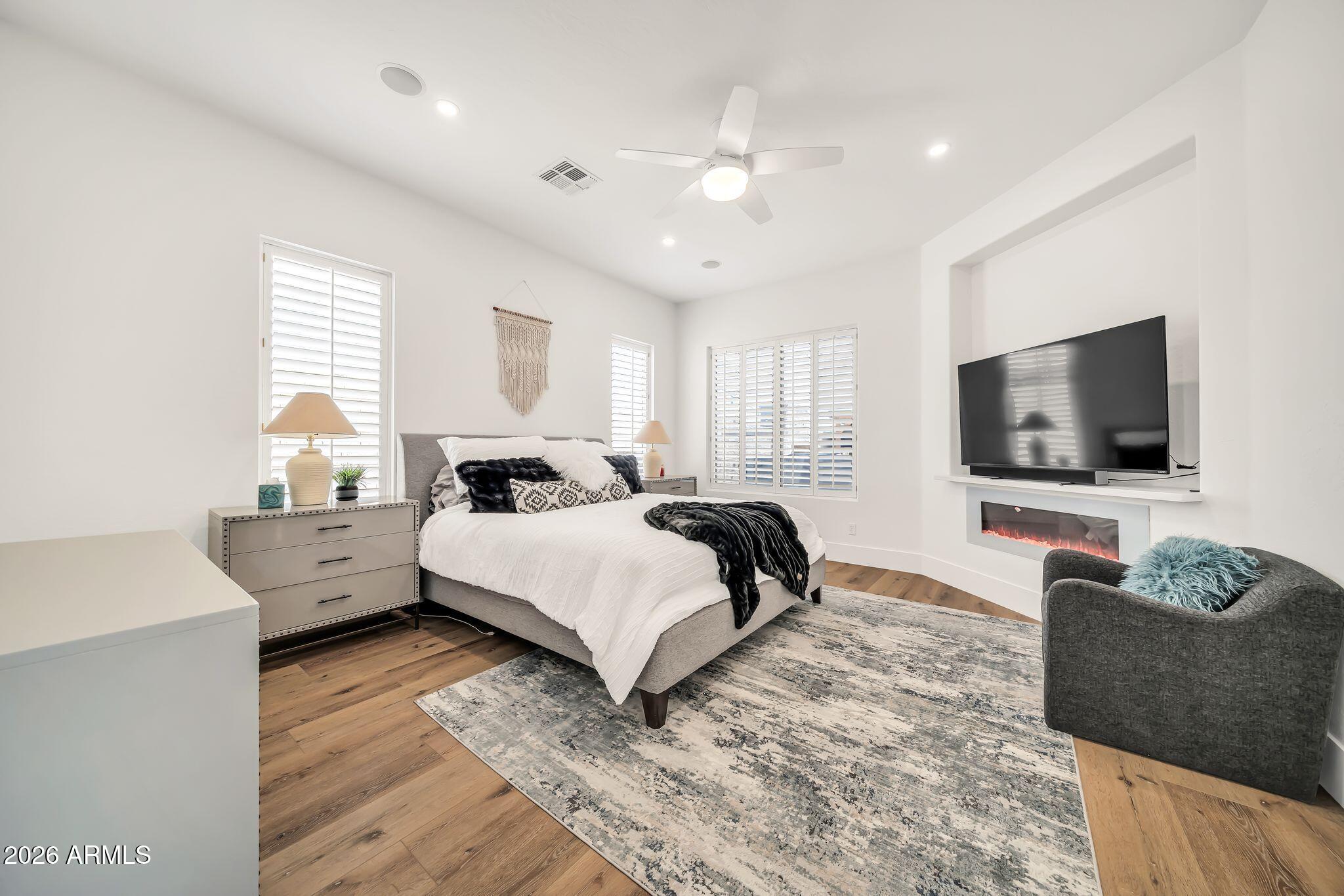 39721 N MAJESTY Trail