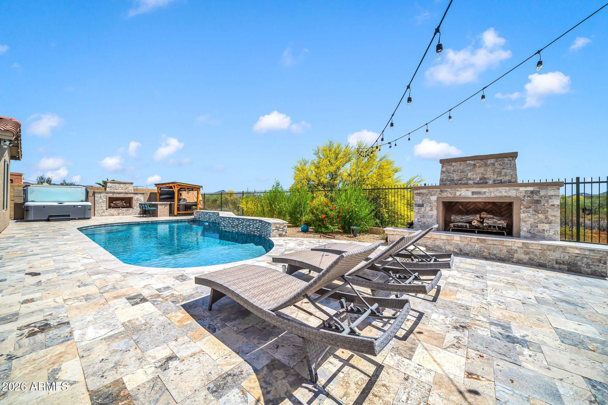 39721 N MAJESTY Trail