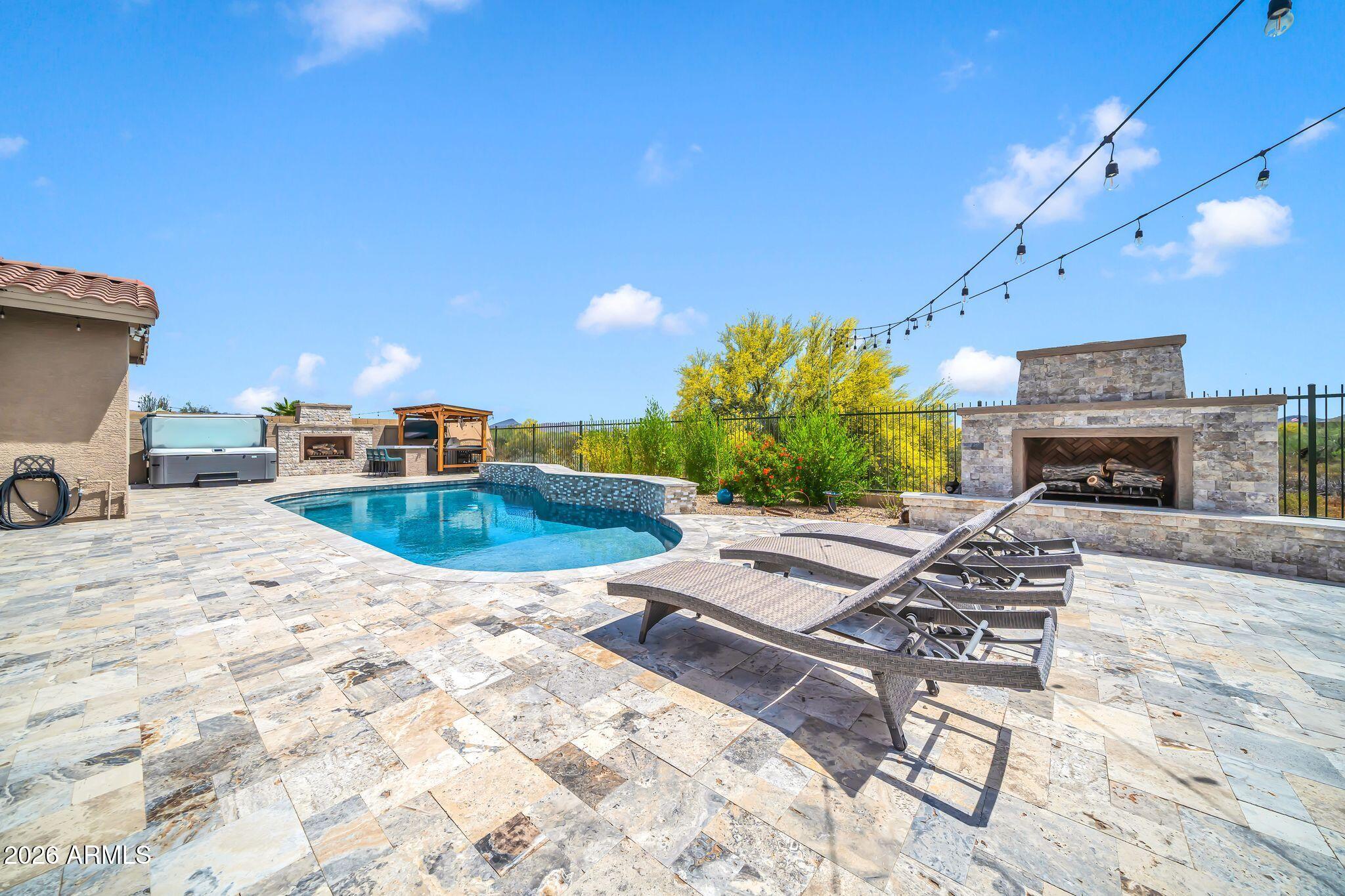39721 N MAJESTY Trail