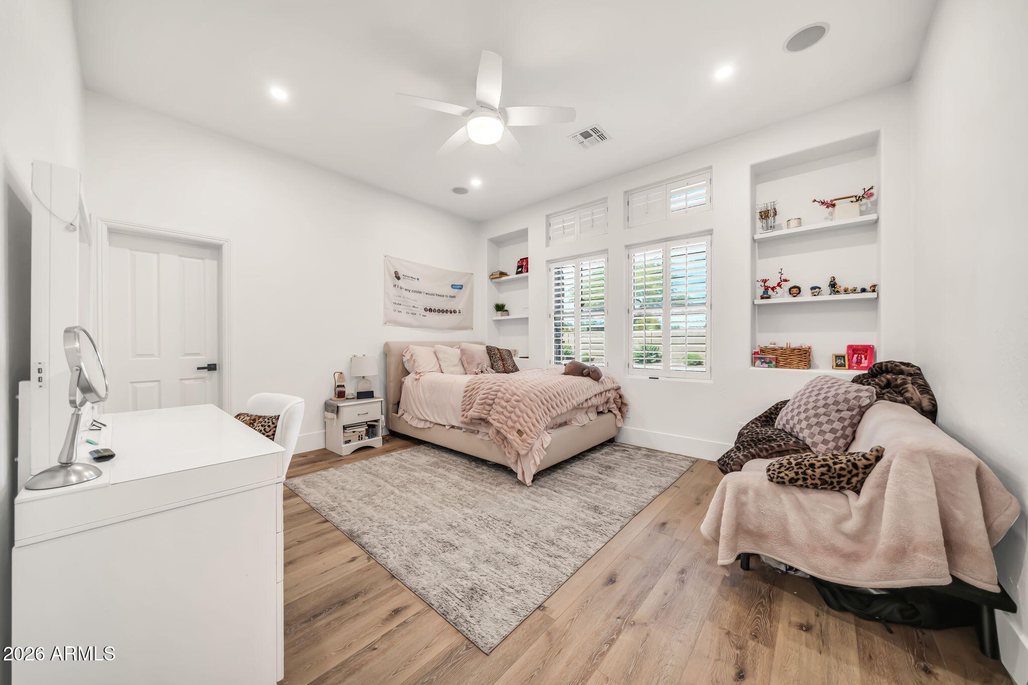 39721 N MAJESTY Trail