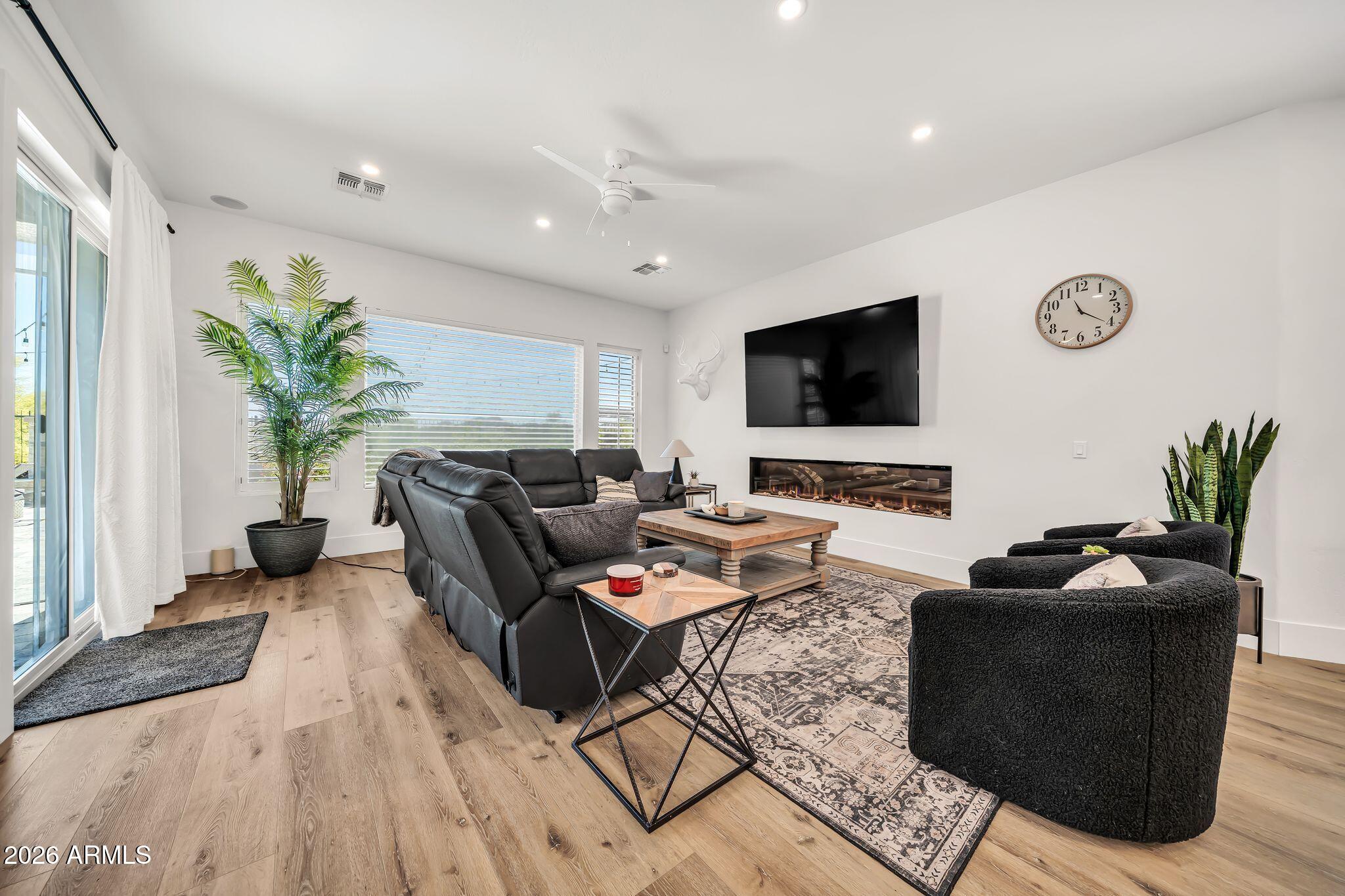 39721 N MAJESTY Trail