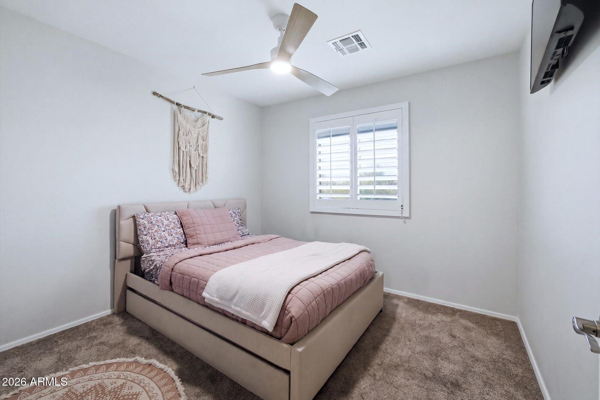 3244 W GRAN PARADISO Drive