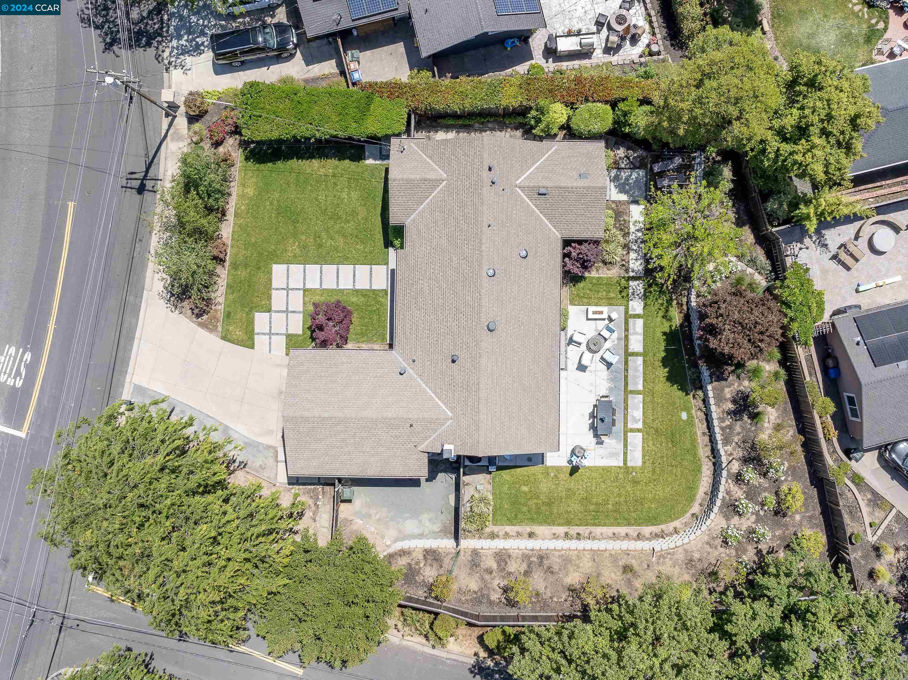 747 Hamilton Dr
