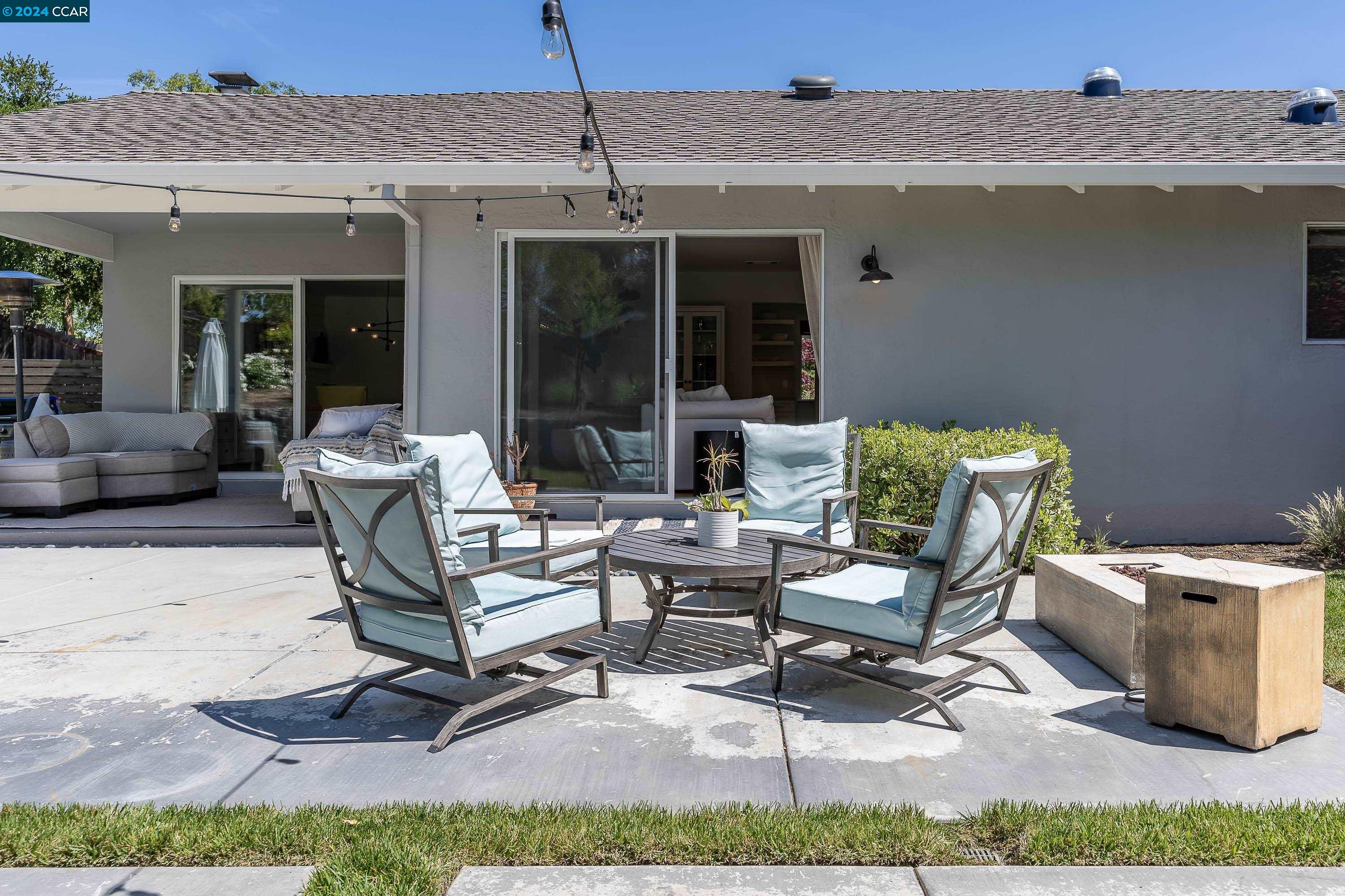747 Hamilton Dr