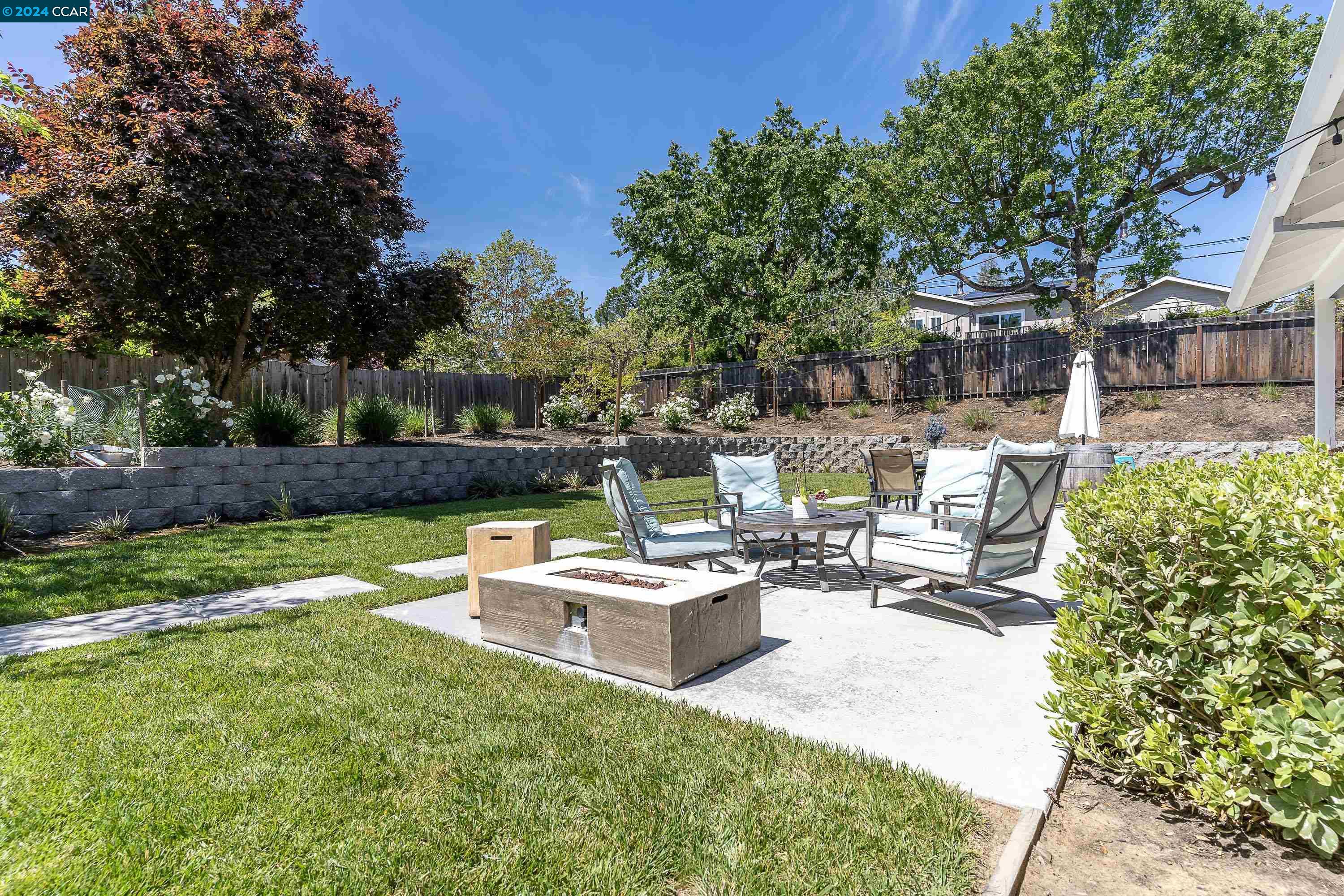747 Hamilton Dr