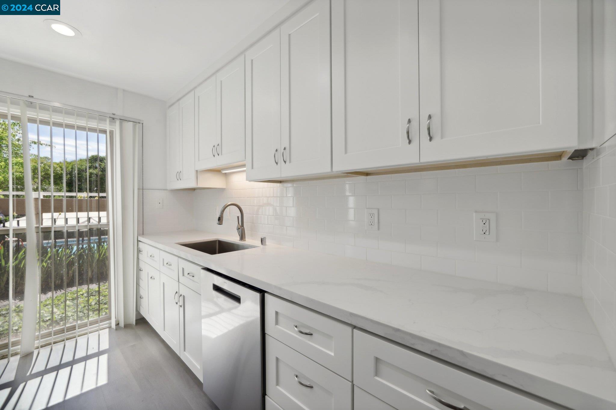2121 Donald Dr # 3