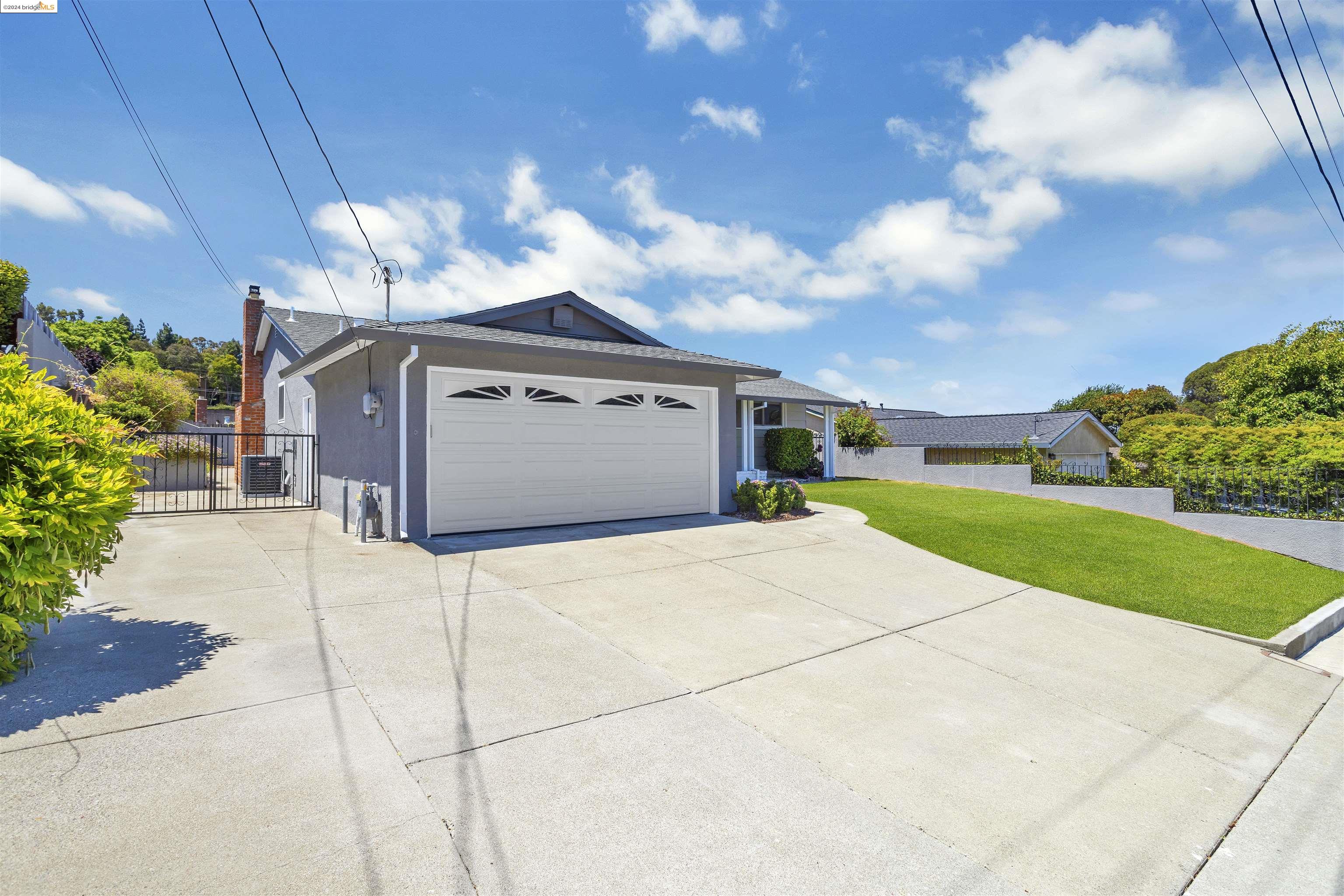 2617 Kenney Drive