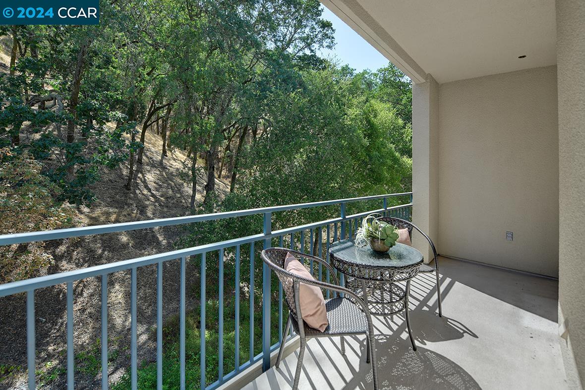 5920 Horsemans Canyon Dr # 1B