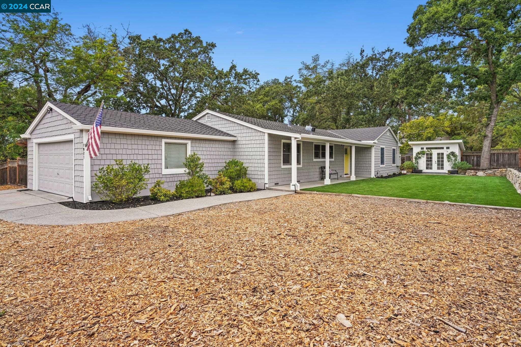 1021 Scots Ln
