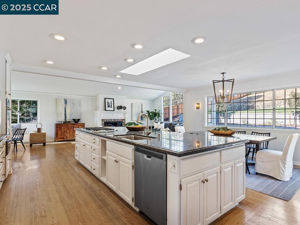 9 Meadow Park Ct