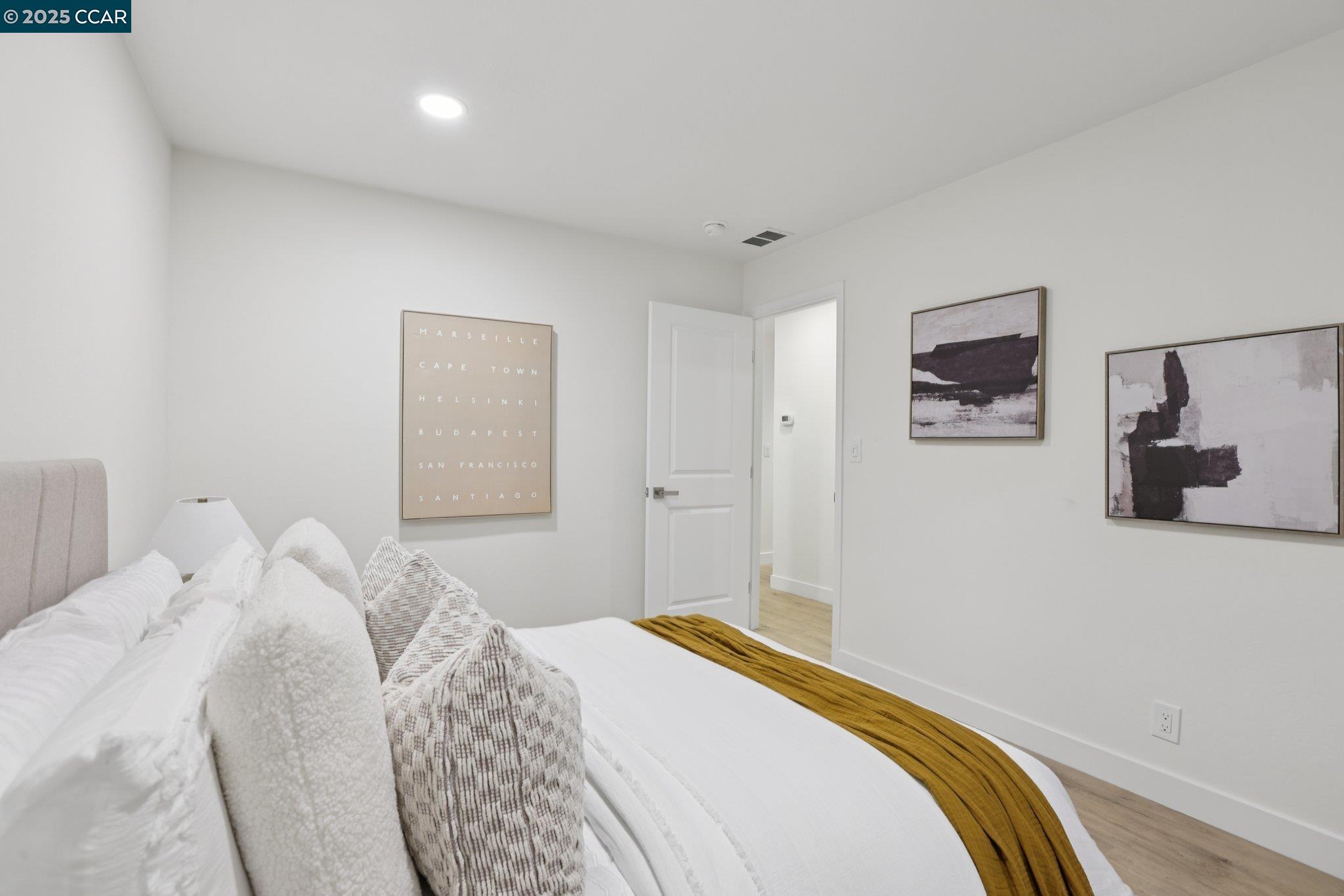 1422 Camino Peral