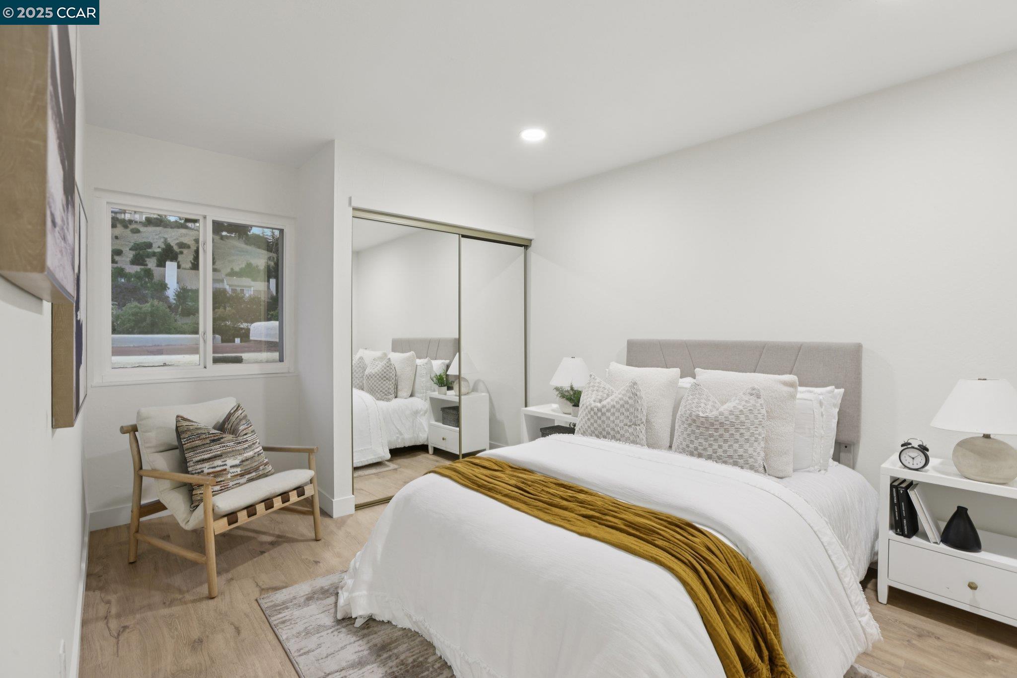 1422 Camino Peral