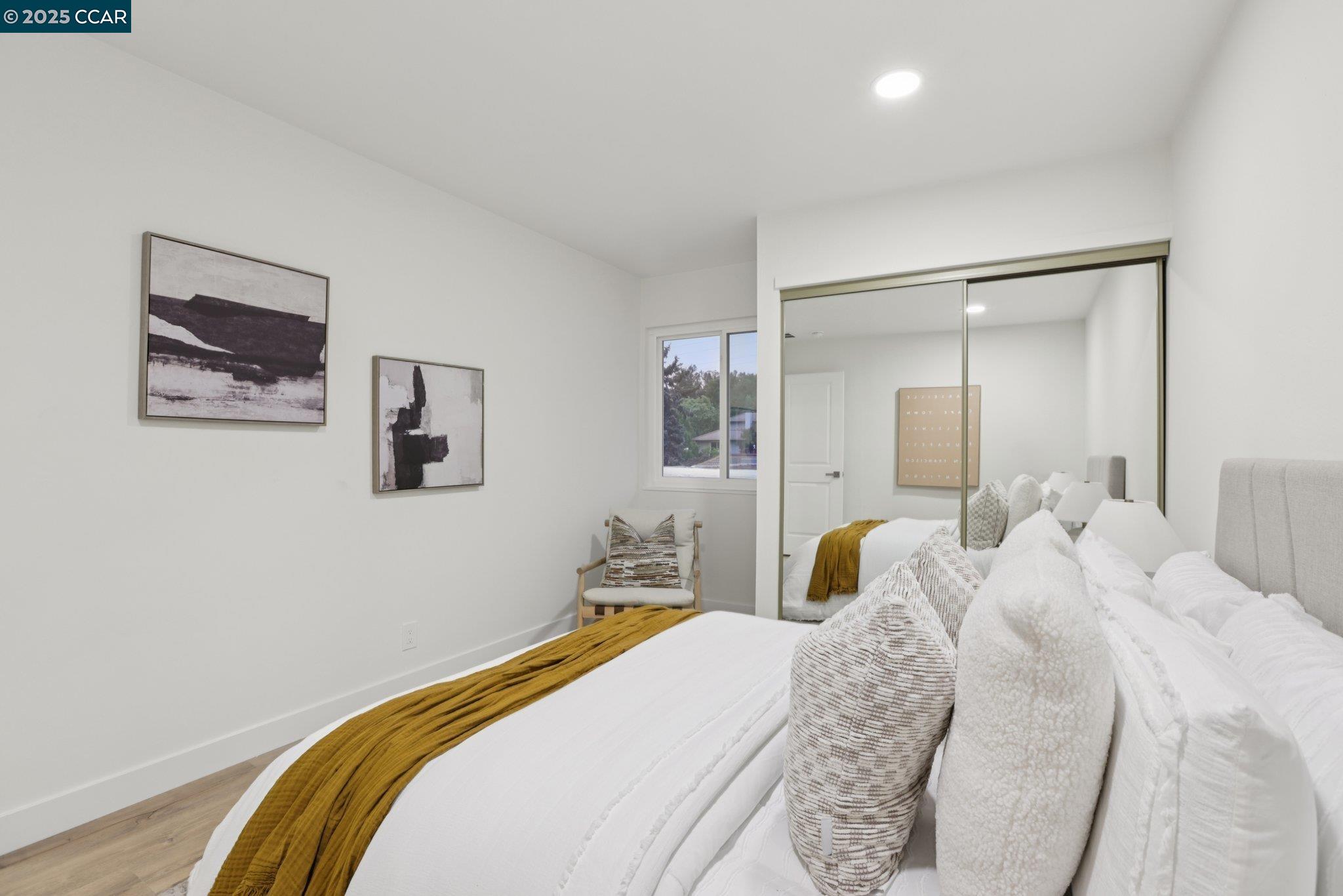 1422 Camino Peral
