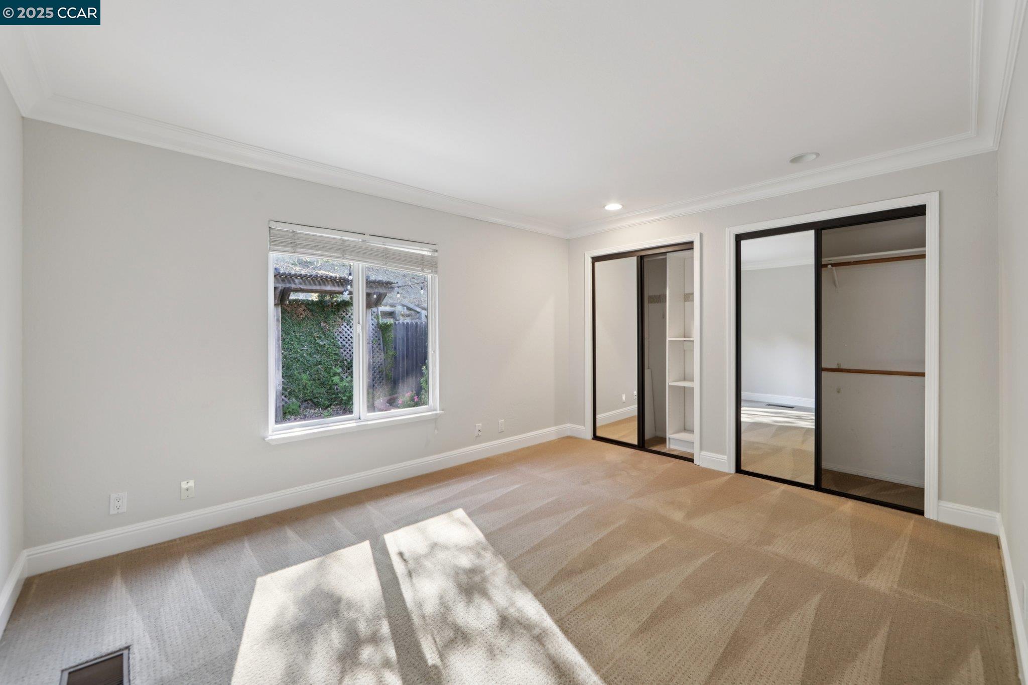 20 Broadmoor St