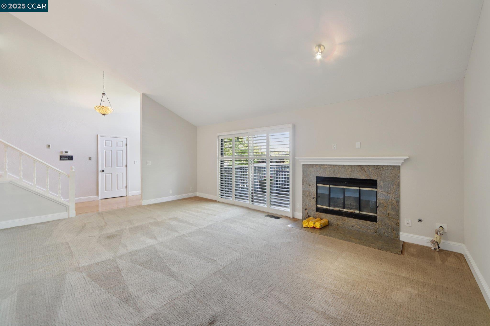 20 Broadmoor St