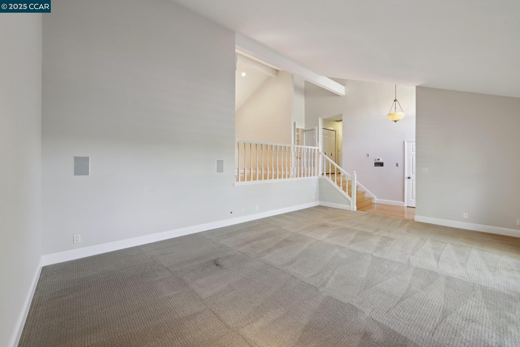 20 Broadmoor St