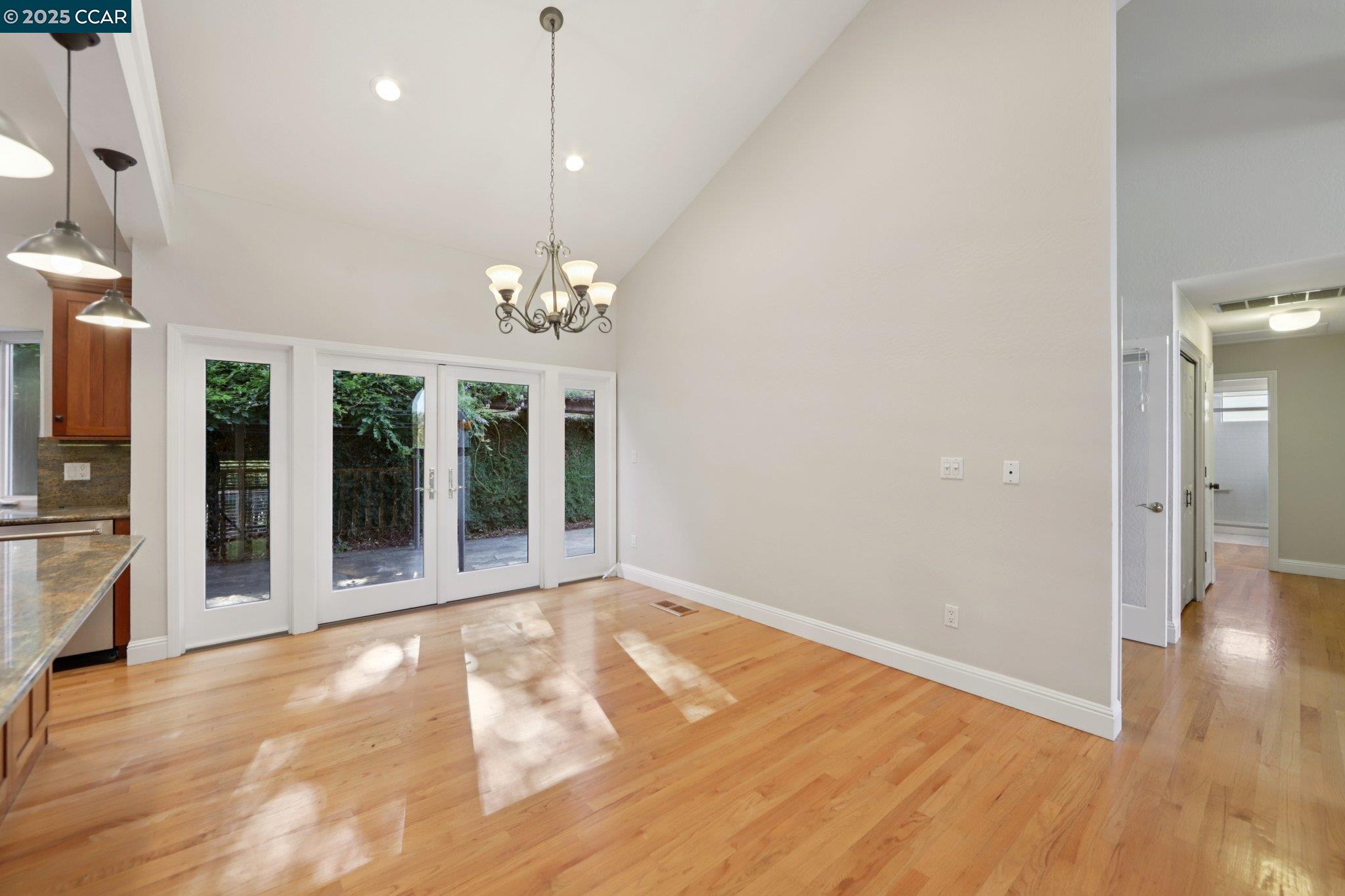 20 Broadmoor St