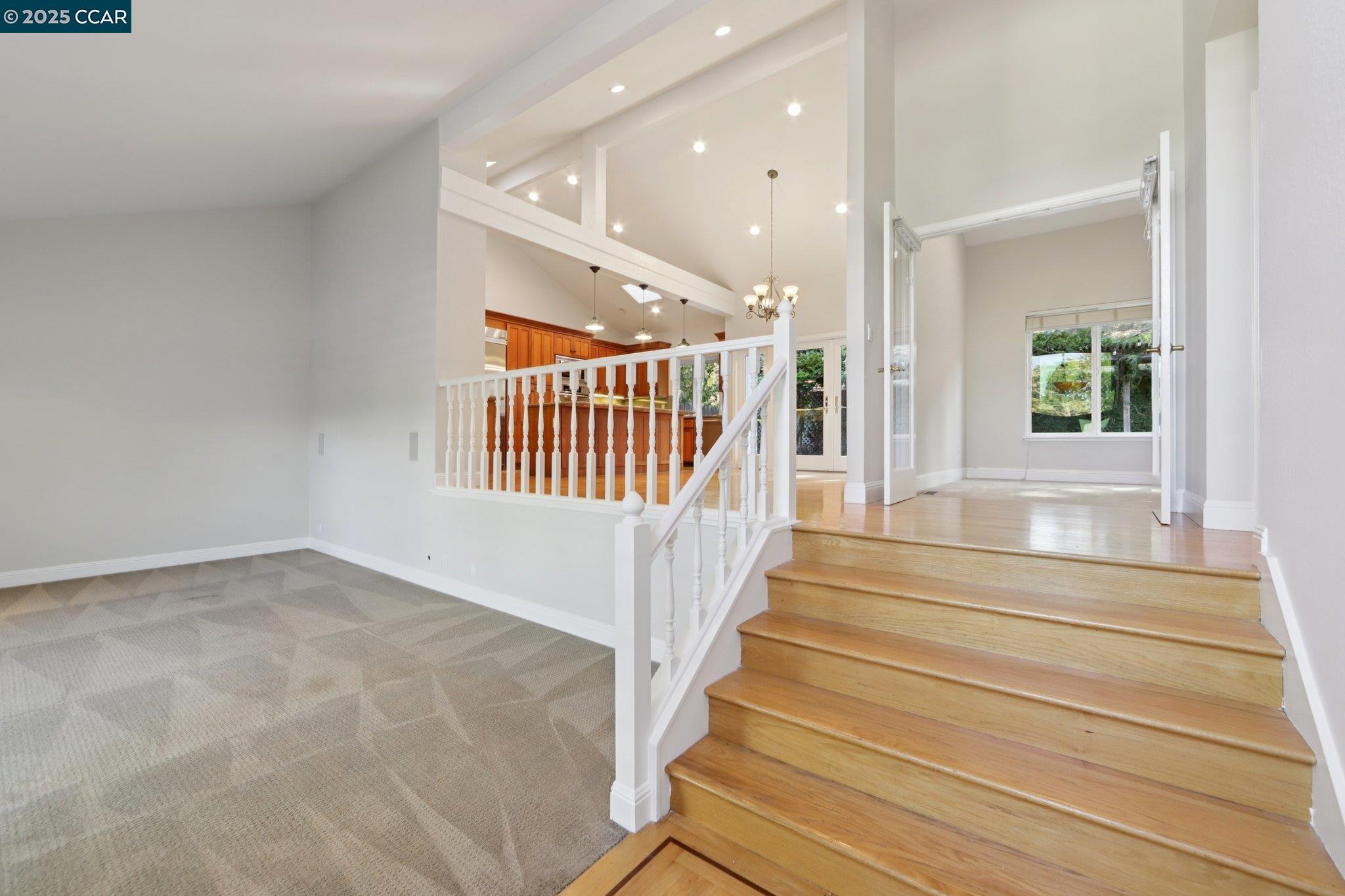 20 Broadmoor St