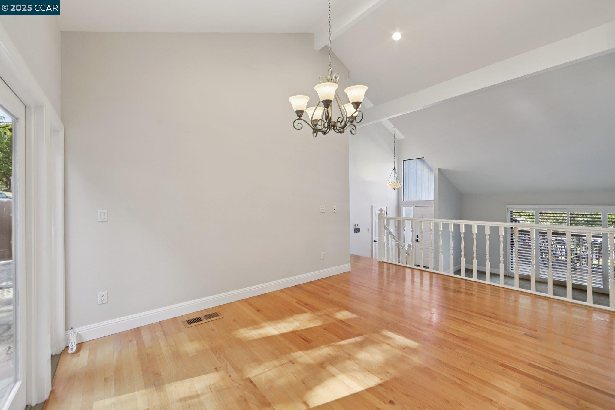 20 Broadmoor St