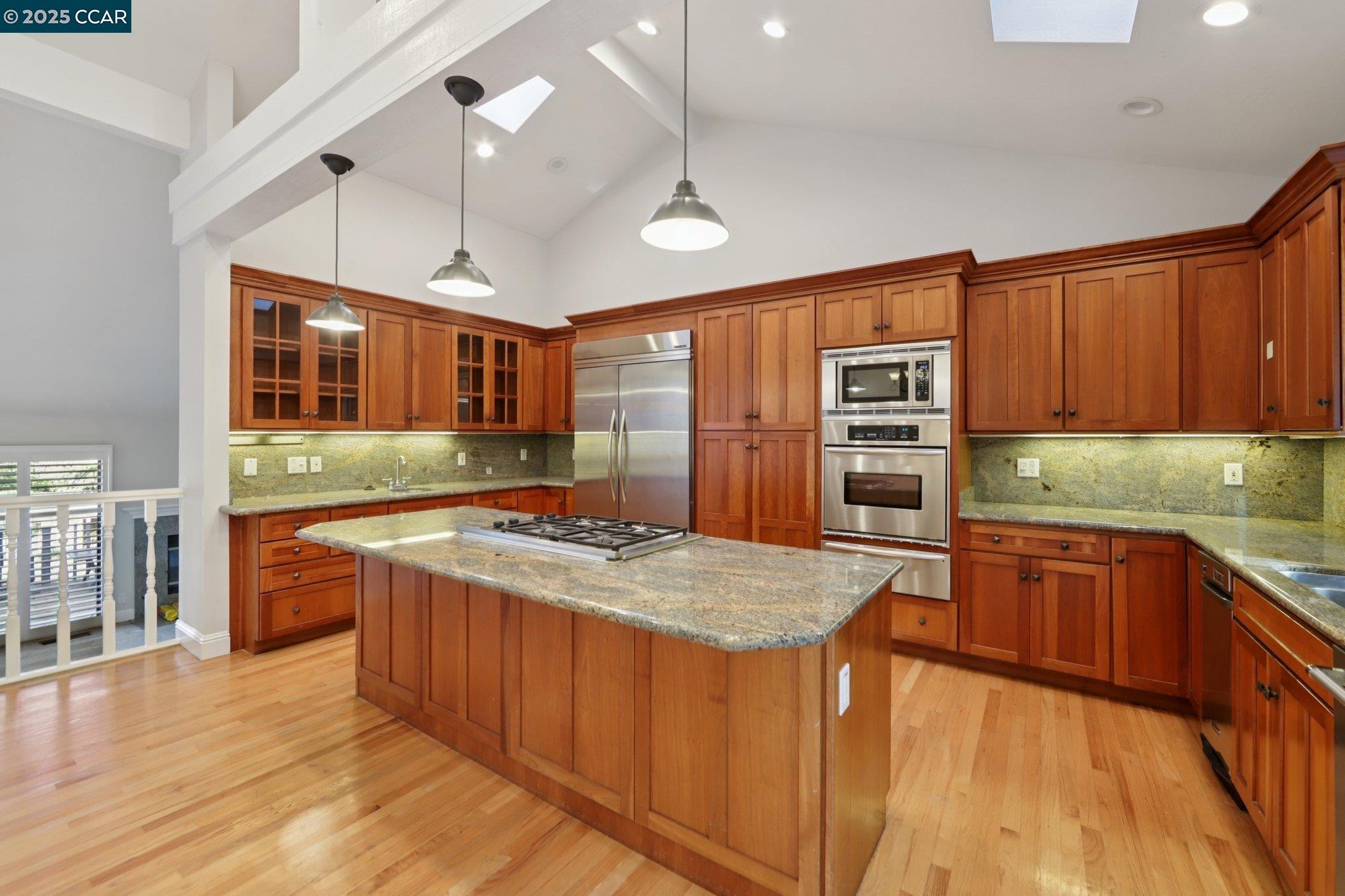 20 Broadmoor St