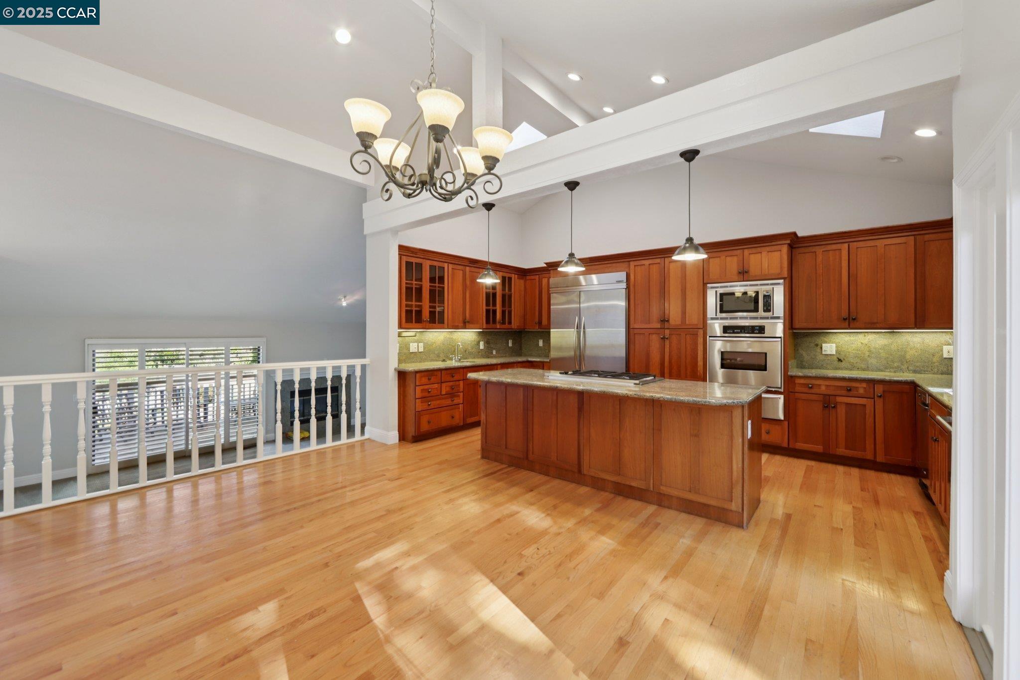 20 Broadmoor St