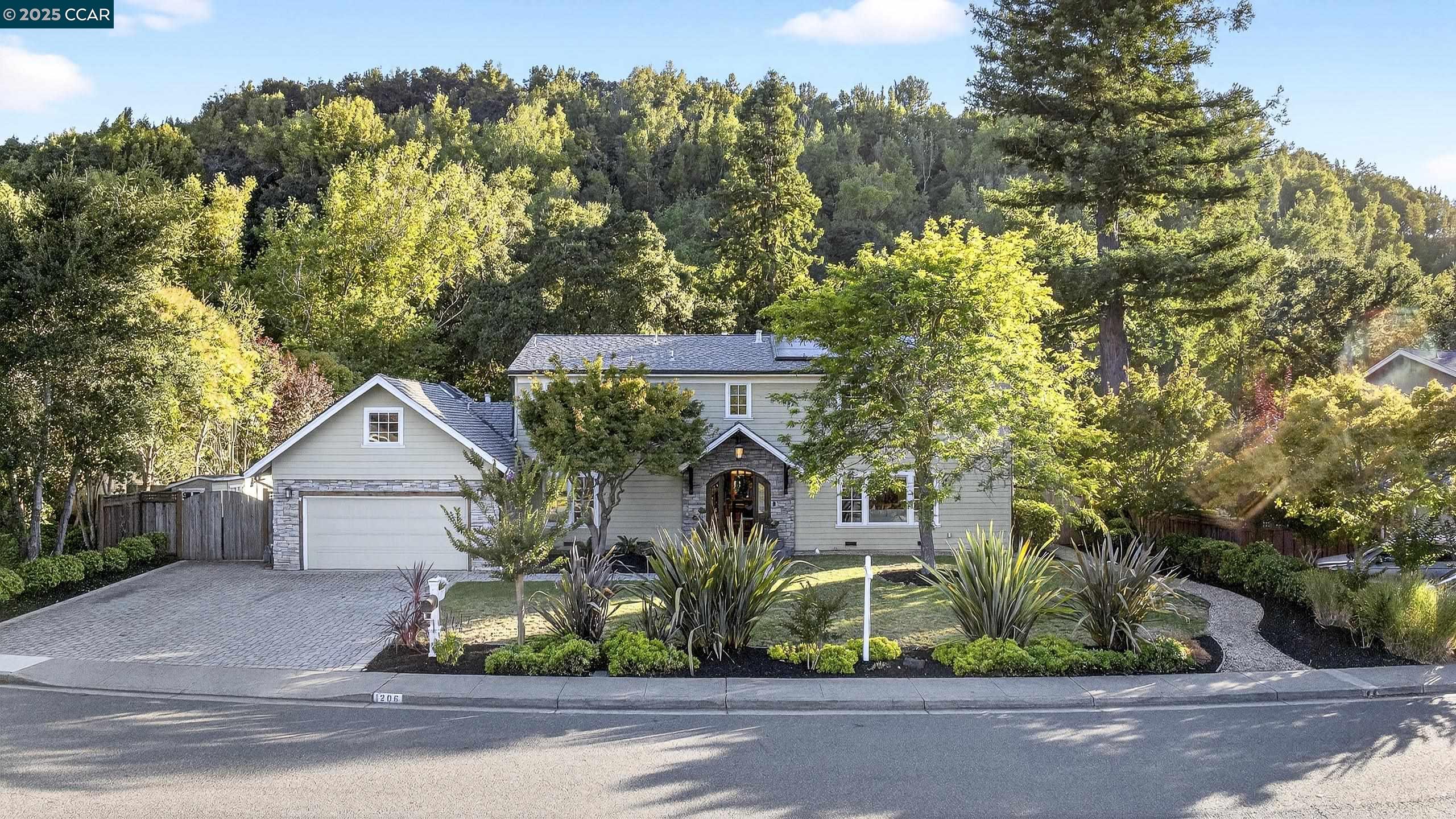 1206 Rimer Dr