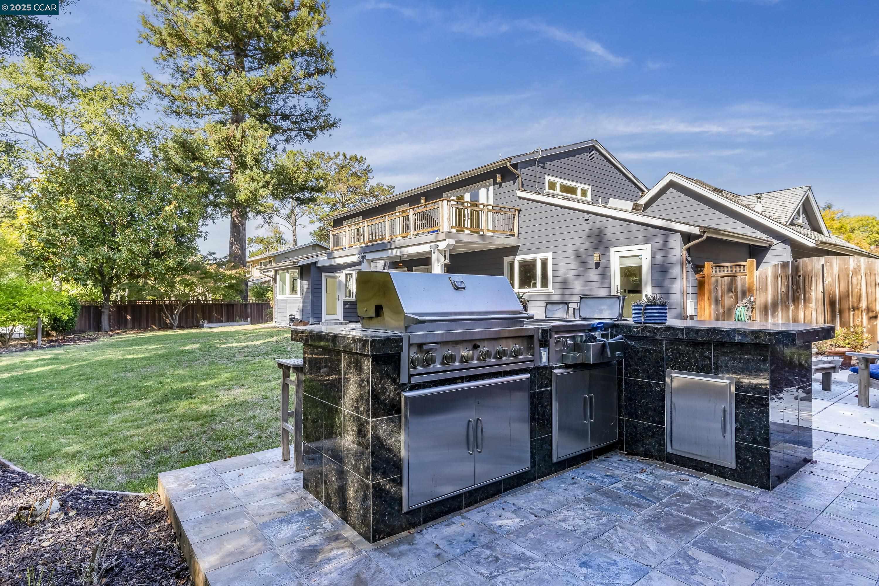 1206 Rimer Dr