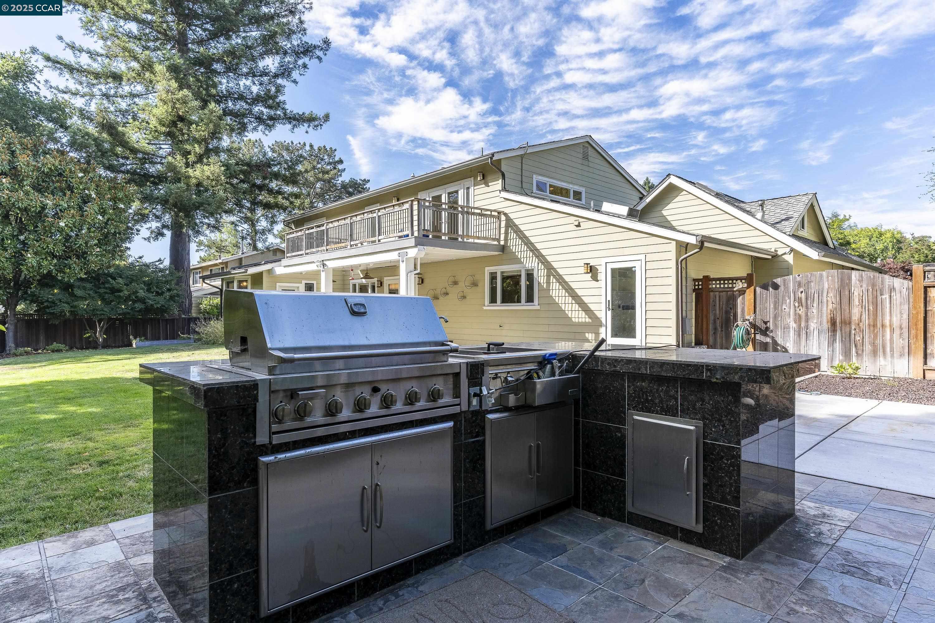 1206 Rimer Dr