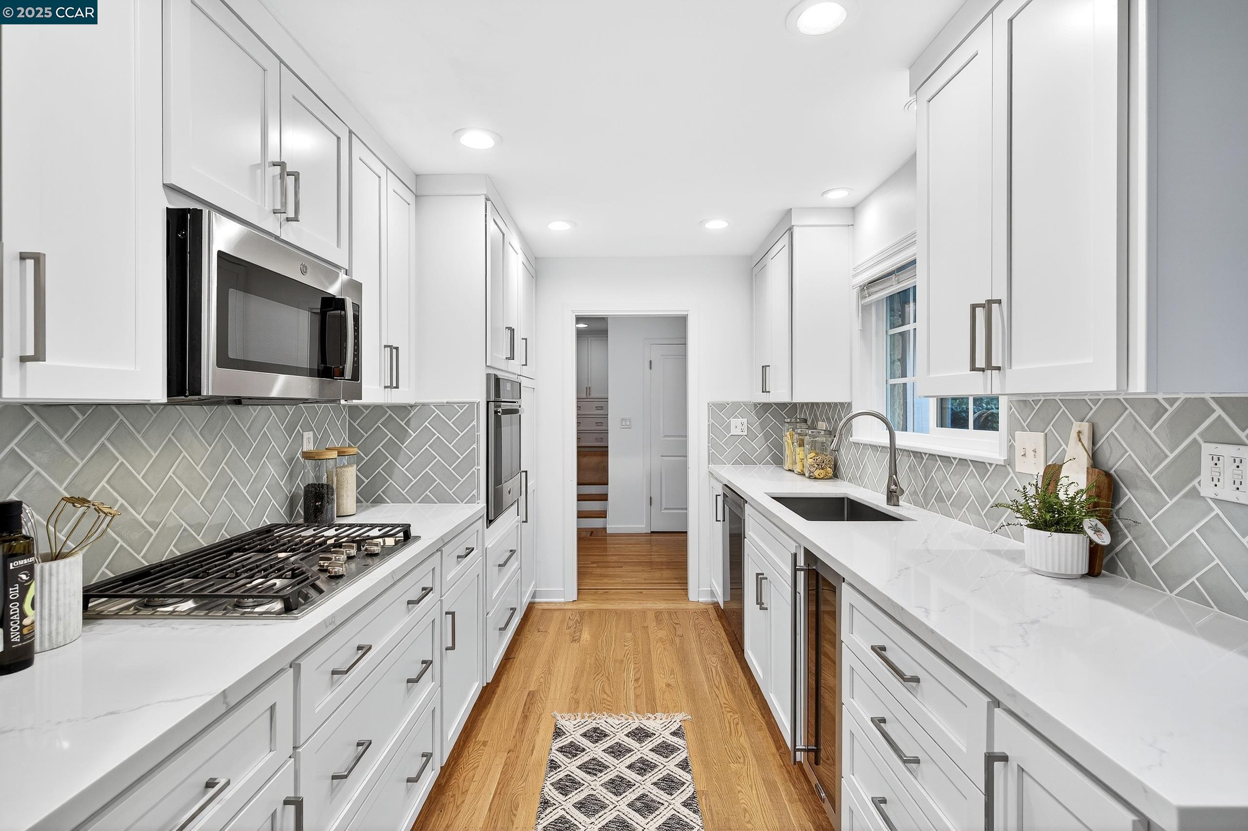 67 Lynwood Pl