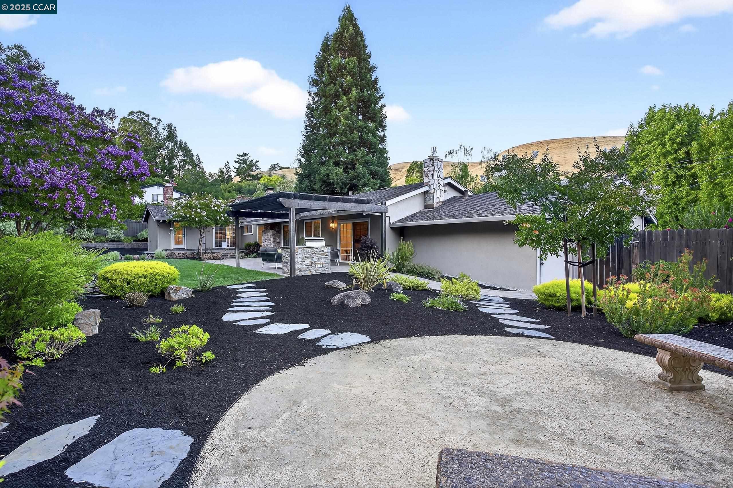 67 Lynwood Pl