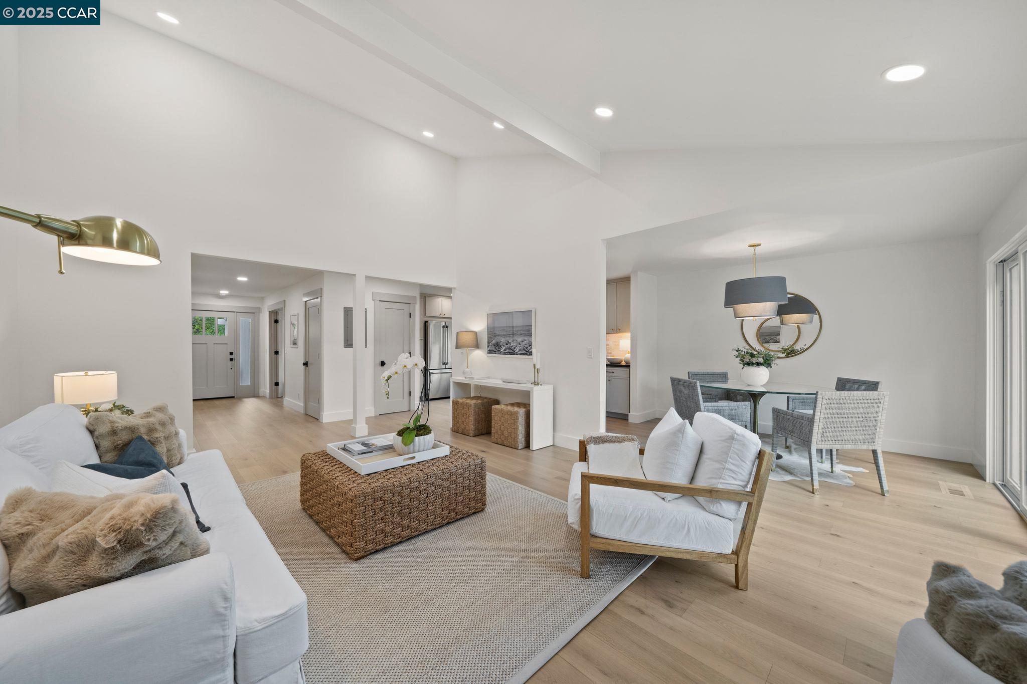 162 Cypress Point Way