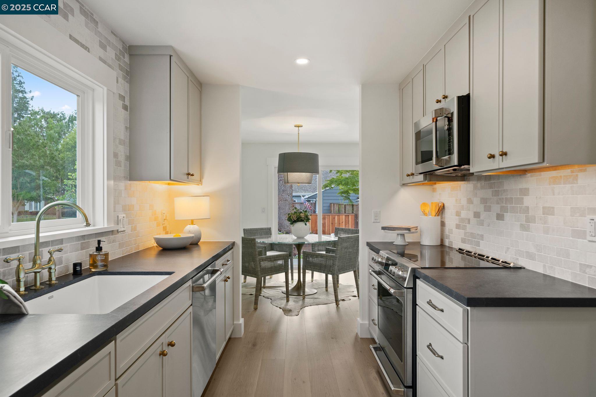 162 Cypress Point Way