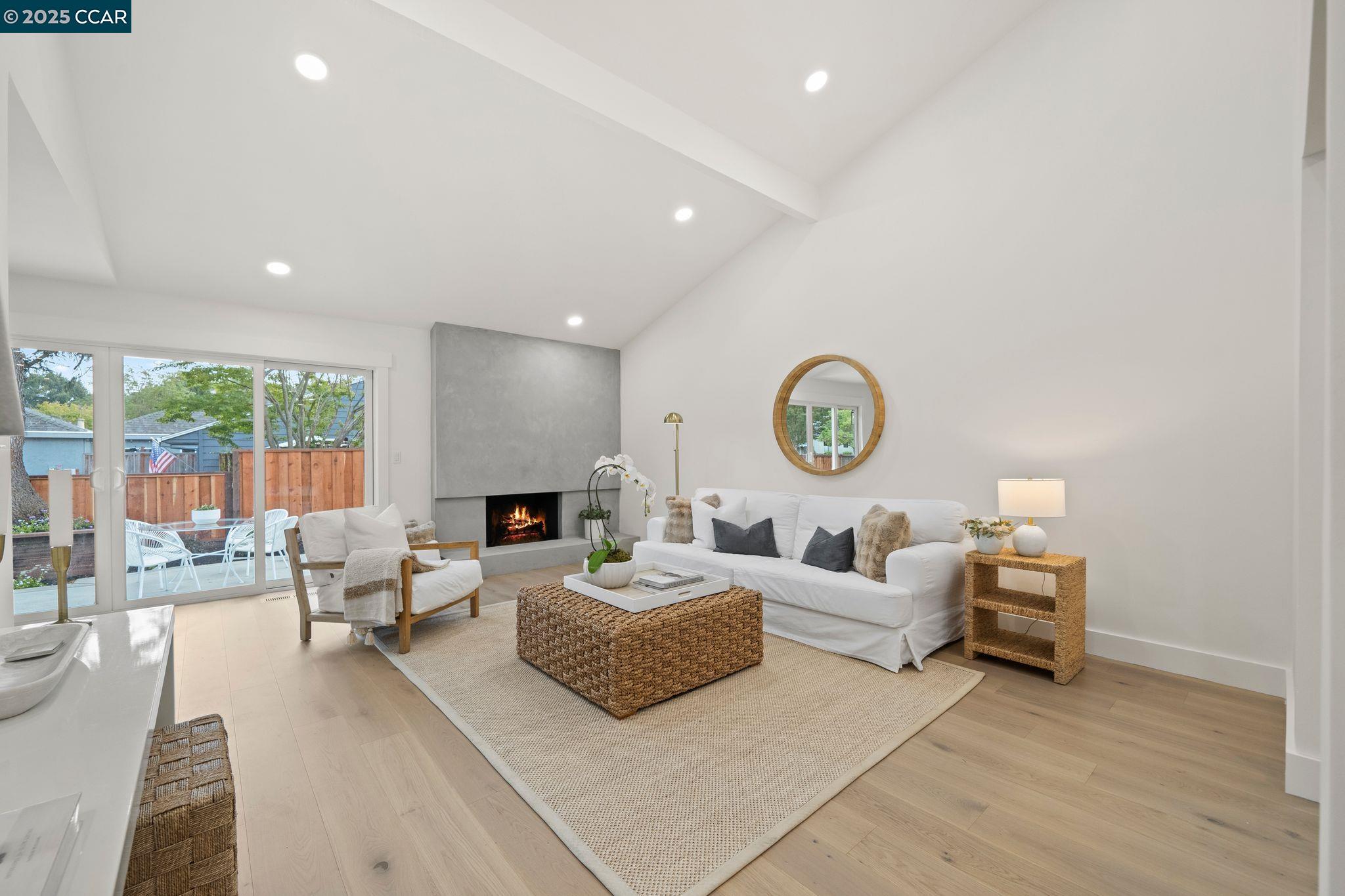 162 Cypress Point Way