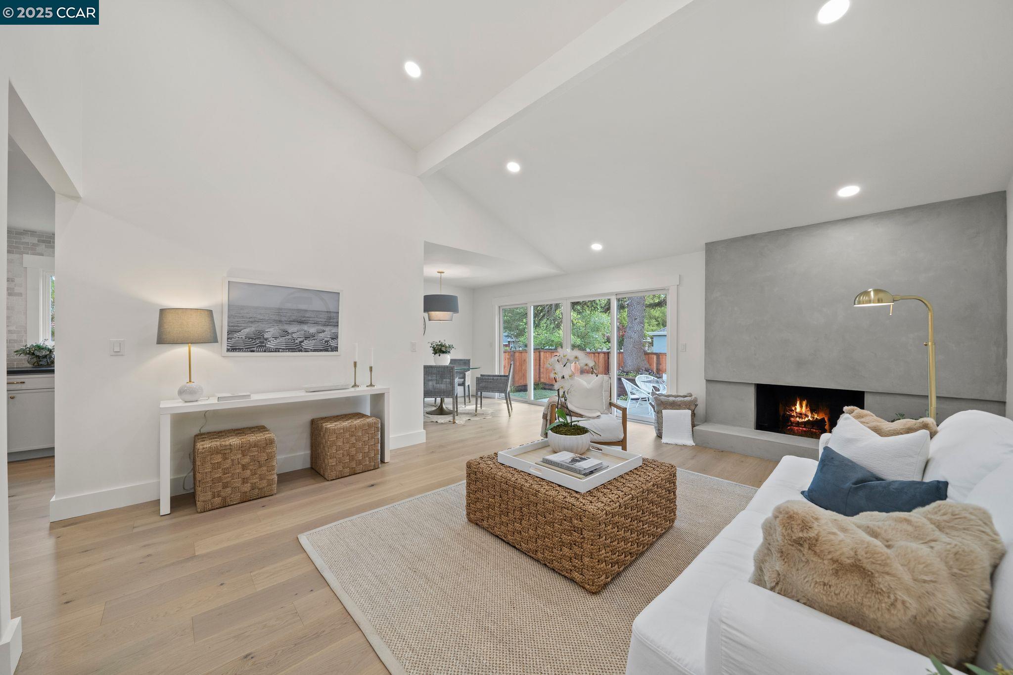 162 Cypress Point Way