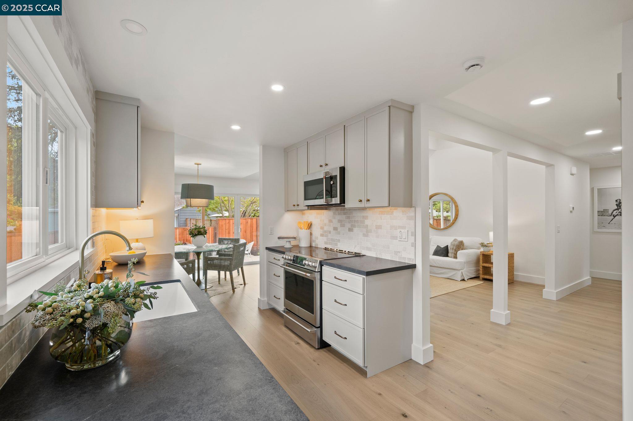 162 Cypress Point Way