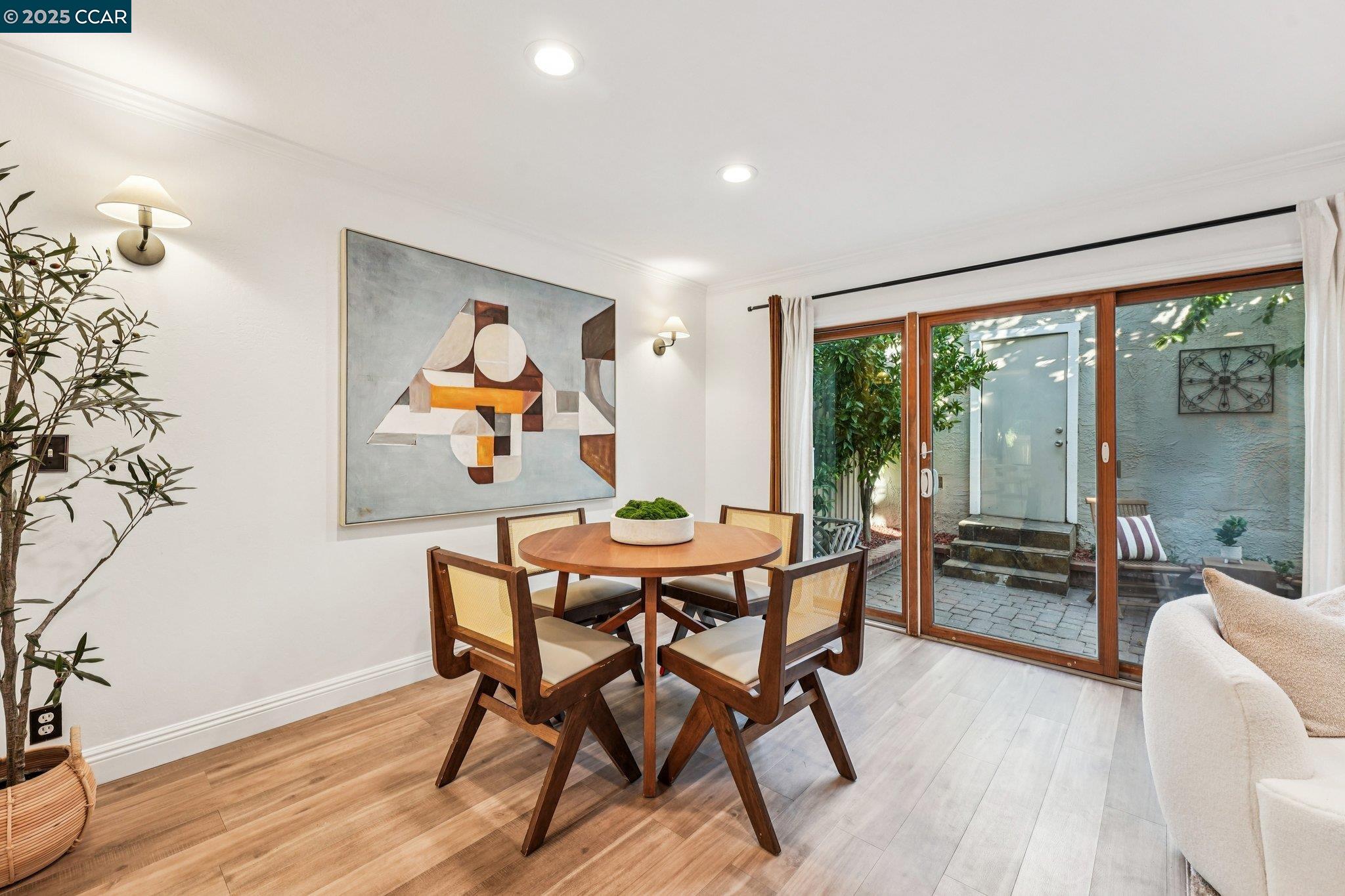1400 Camino Peral