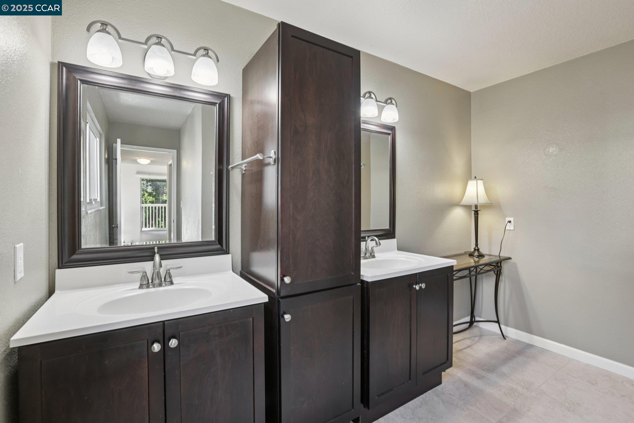 1035 Alta Mesa Dr, Moraga