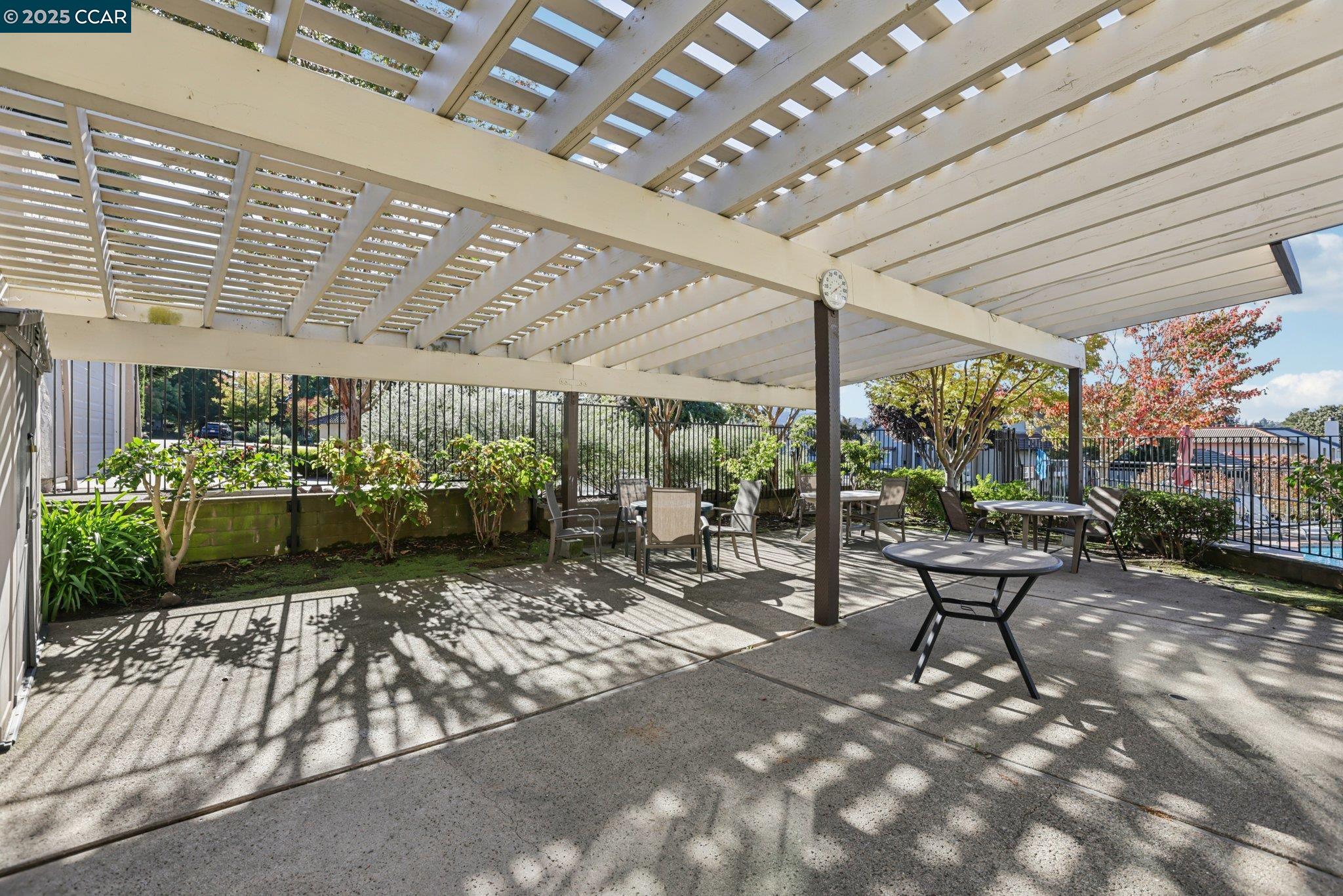 1035 Alta Mesa Dr, Moraga