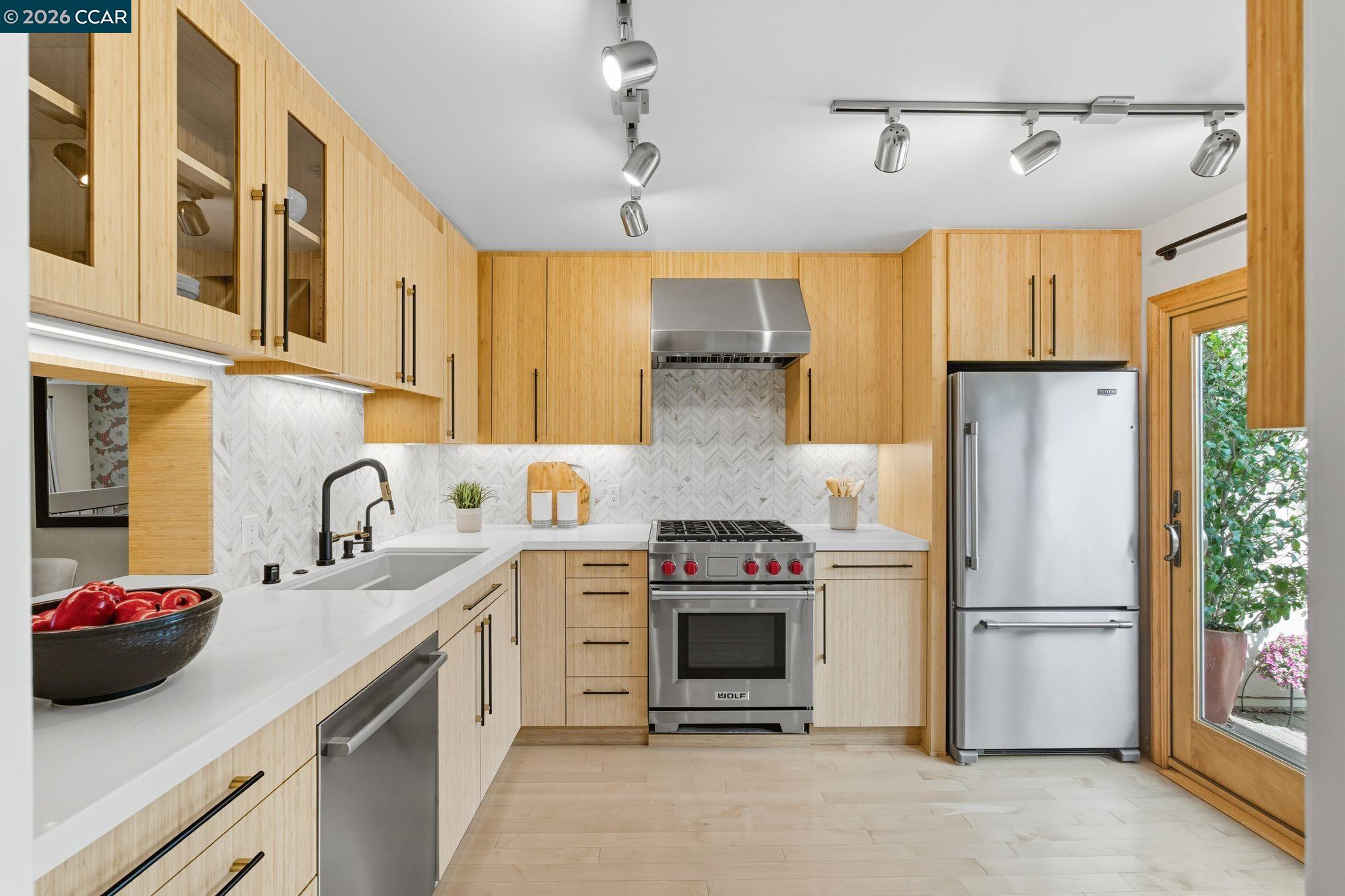 1585 Moraga Way