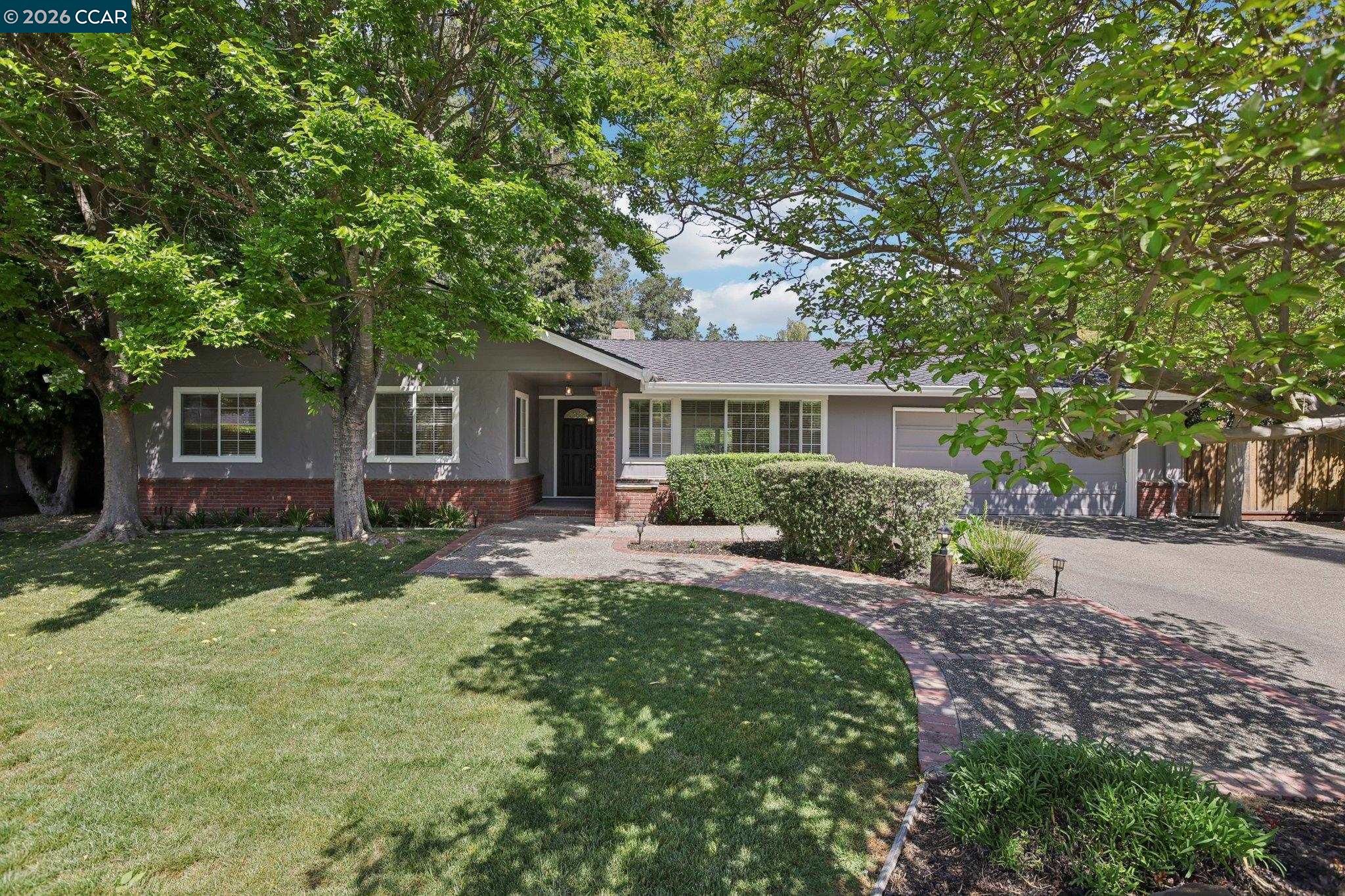 3394 Santa Maria Ct