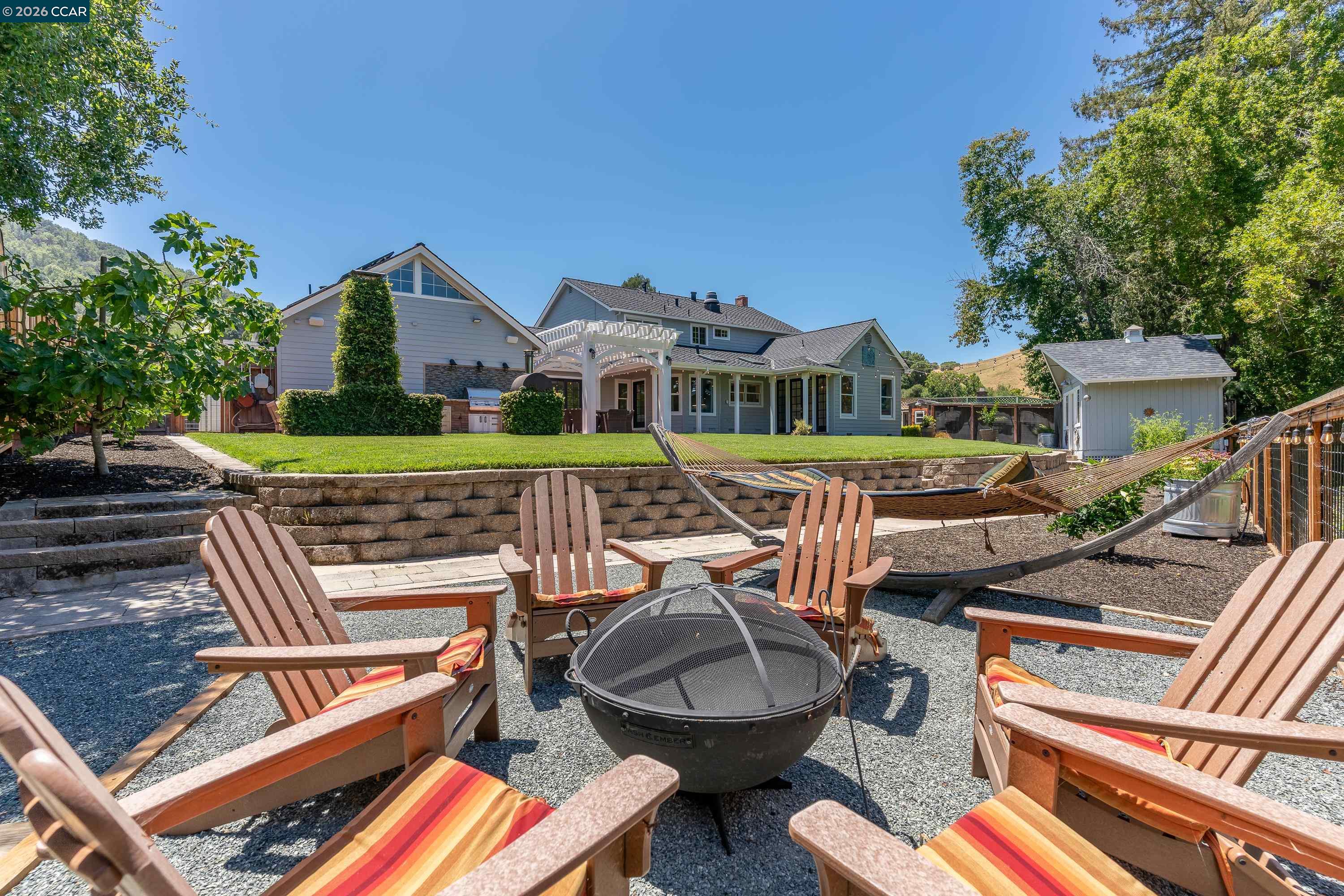 275 Deerfield Dr