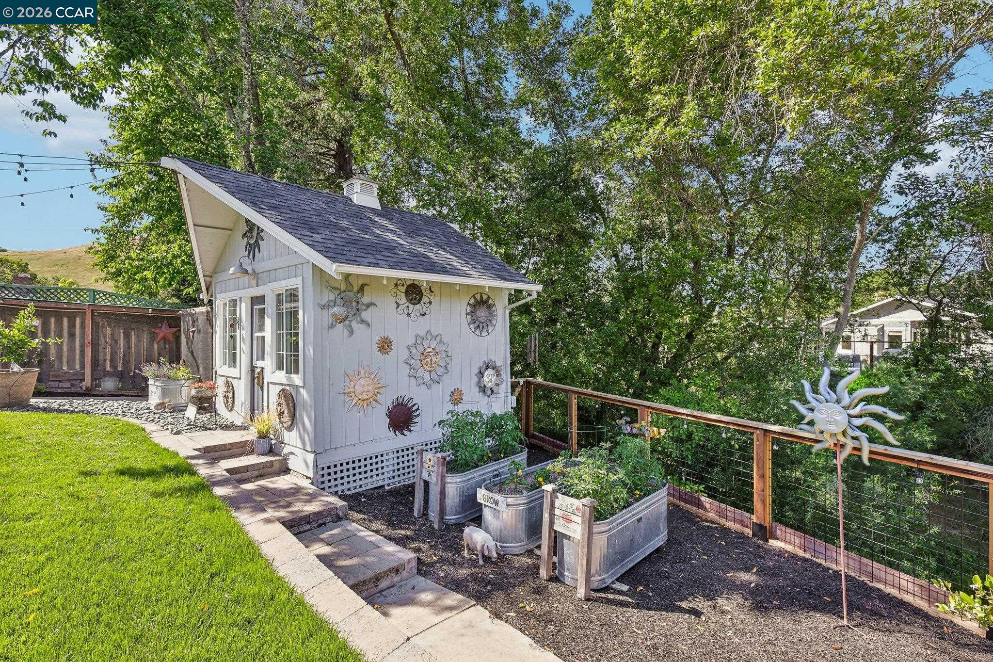 275 Deerfield Dr