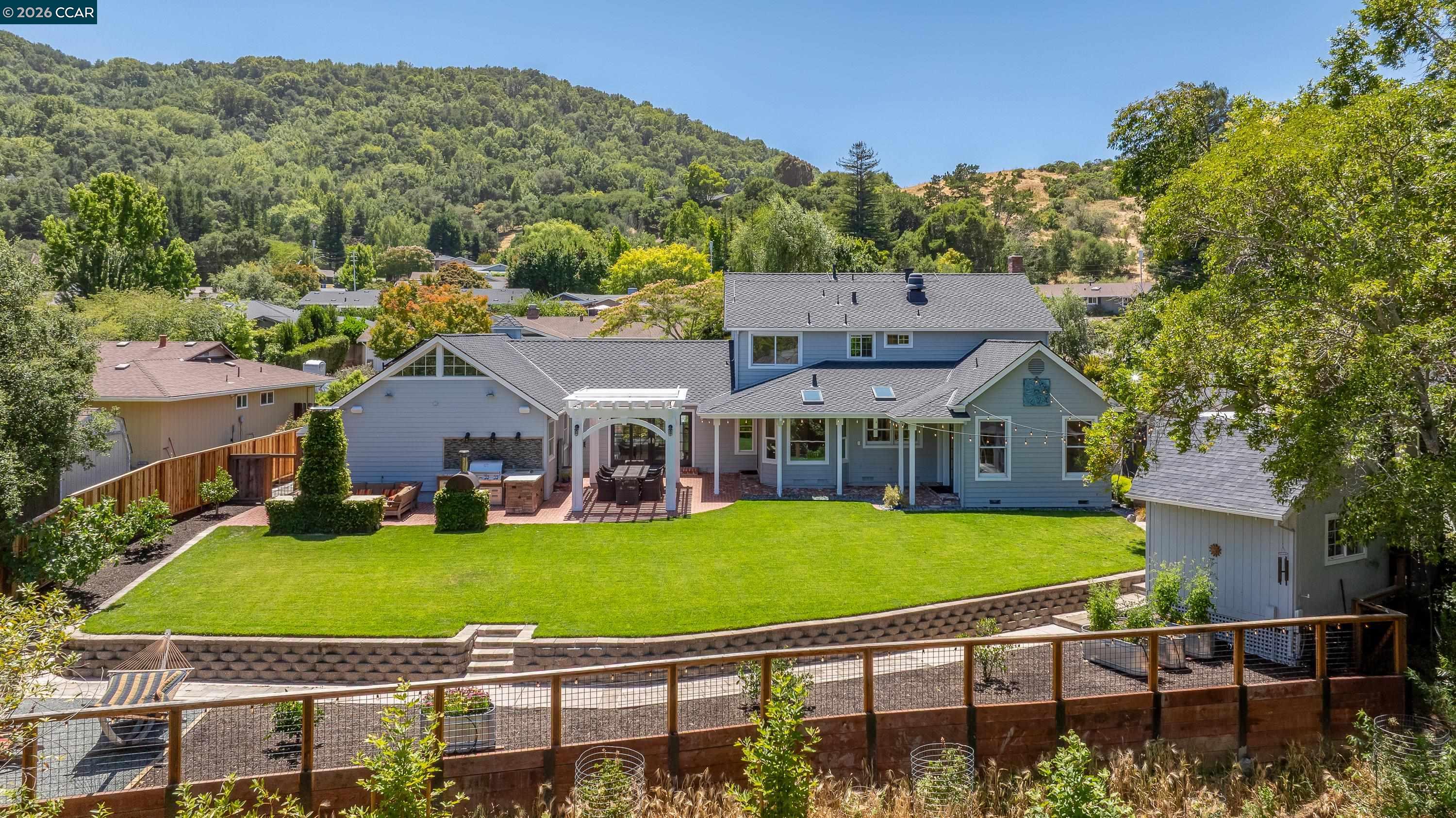 275 Deerfield Dr