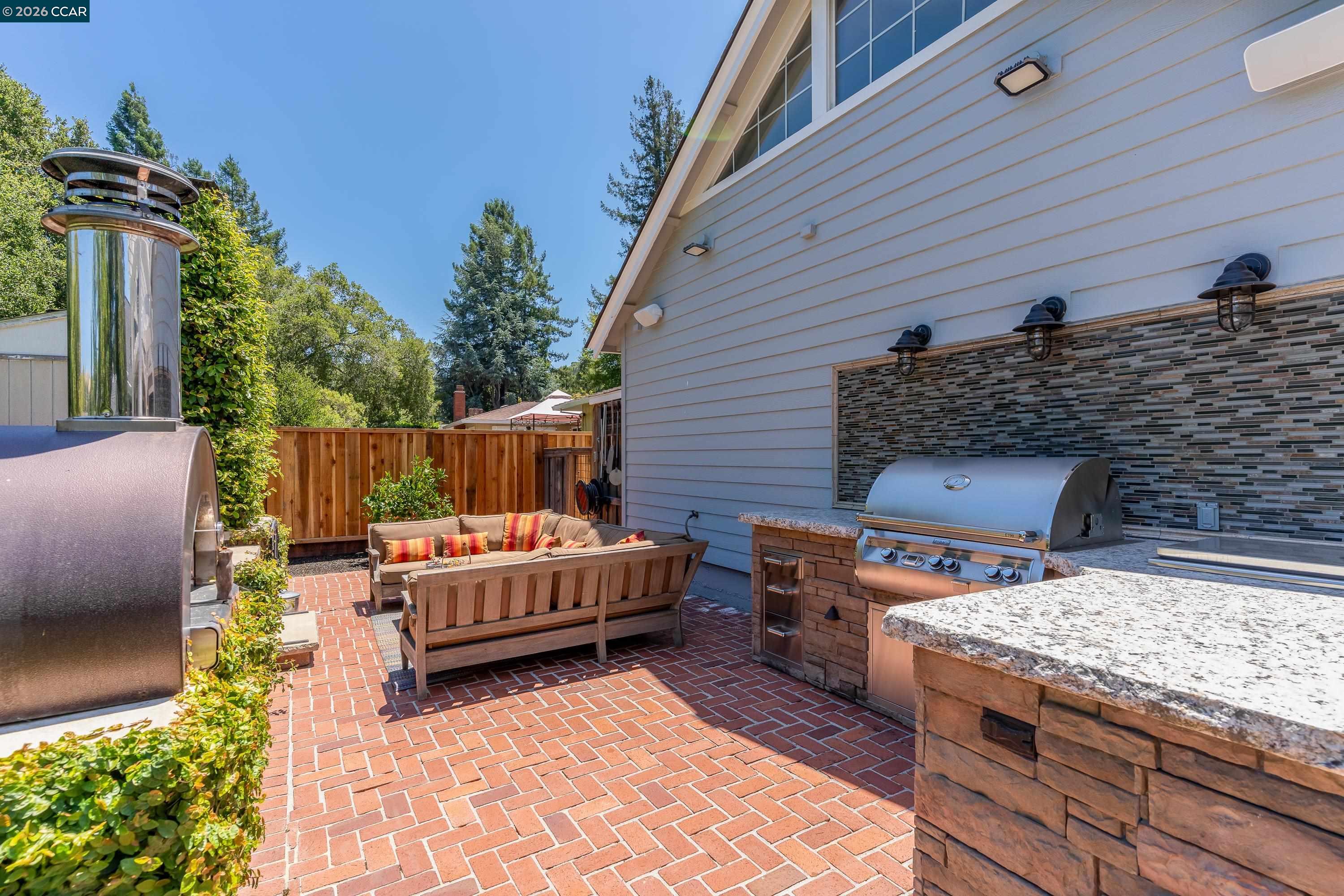 275 Deerfield Dr